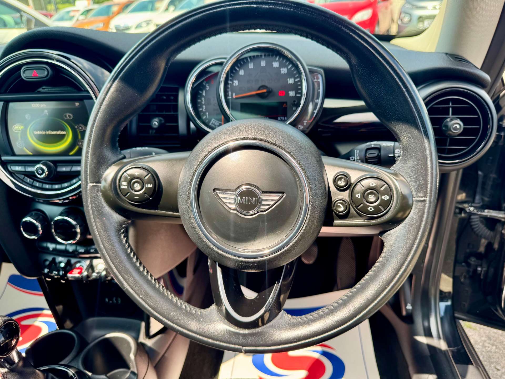Used MINI Hatch
