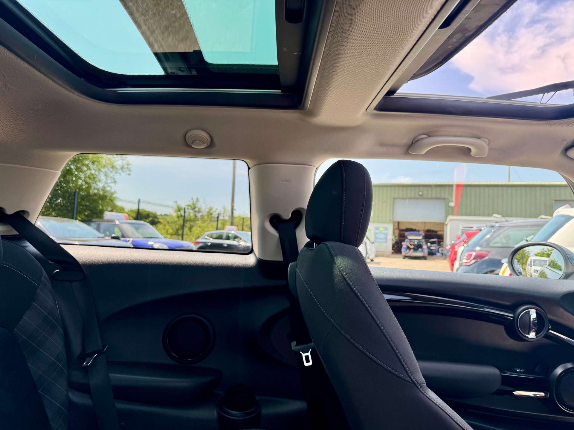 Used MINI Hatch