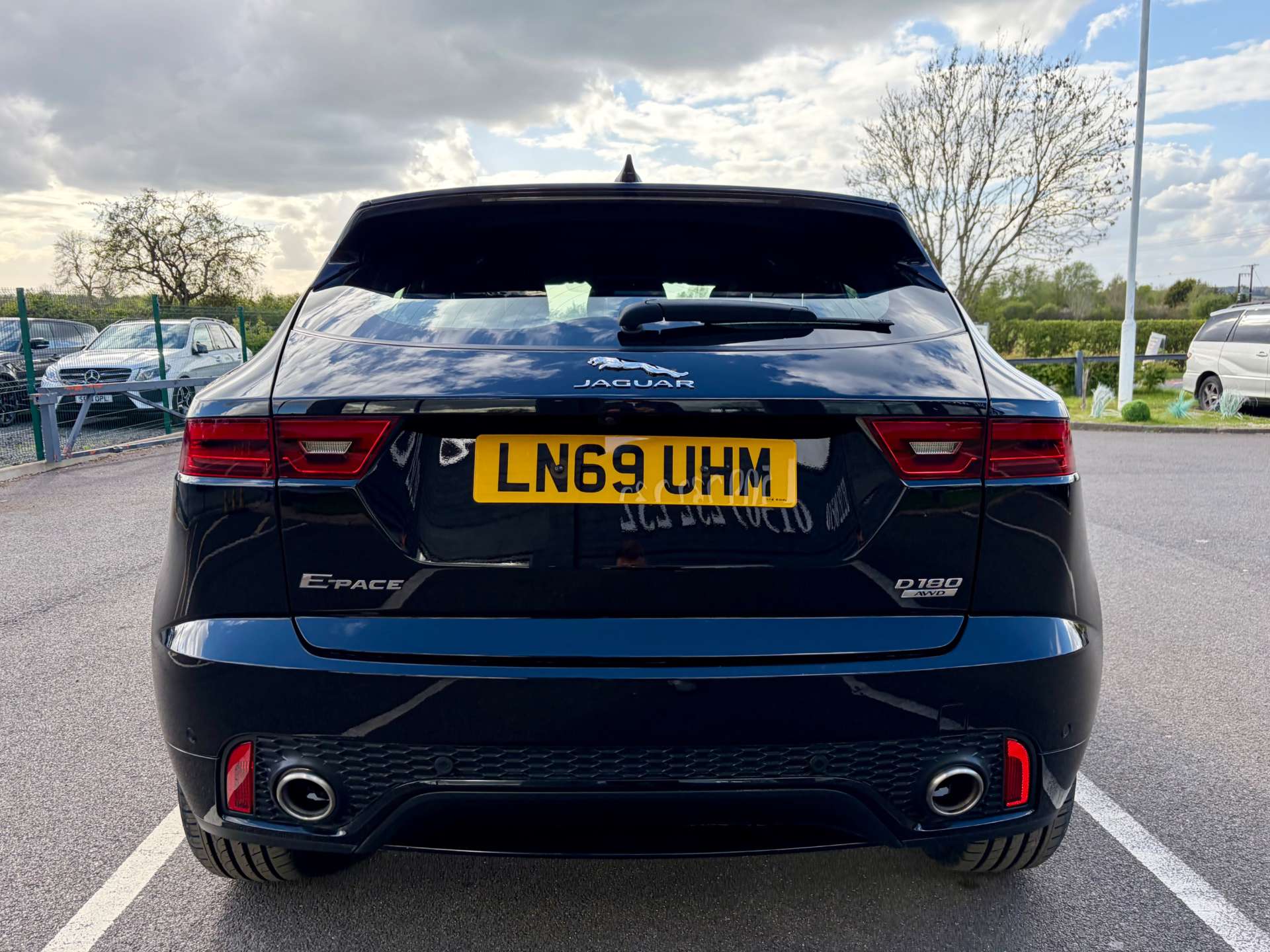 2019 Jaguar E-PACE — image 7