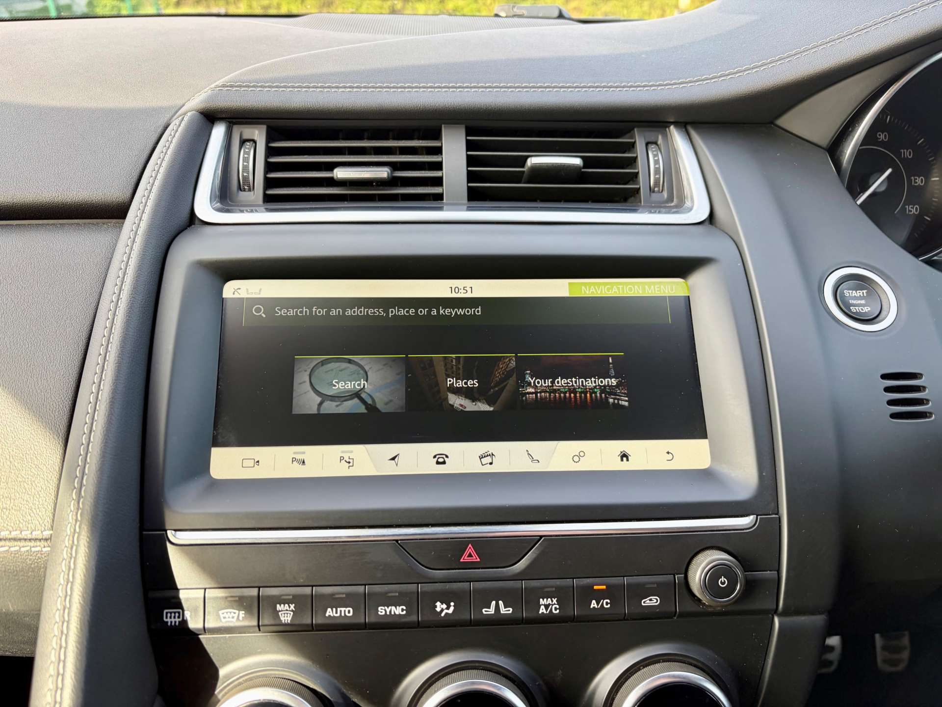 2019 Jaguar E-PACE — image 57