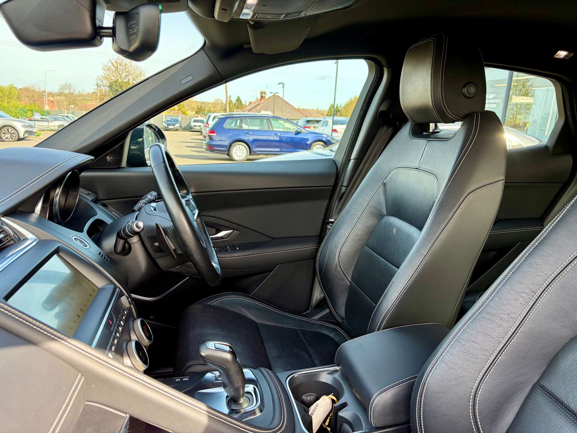 2019 Jaguar E-PACE — image 17