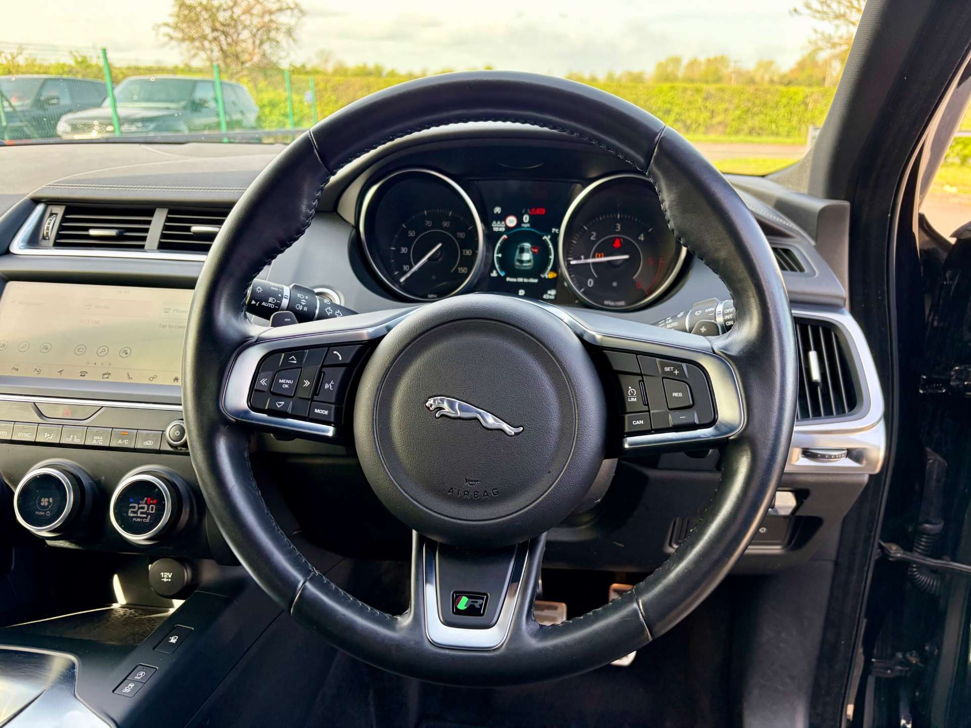 2019 Jaguar E-PACE — image 37