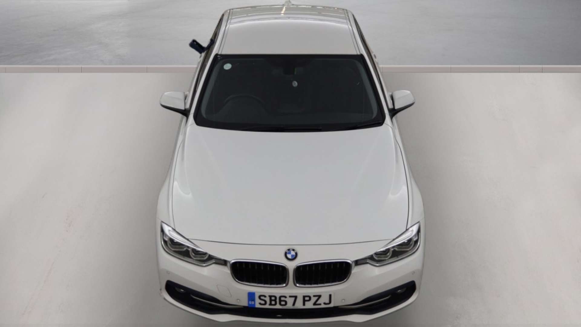 2018 BMW 330e — image 8