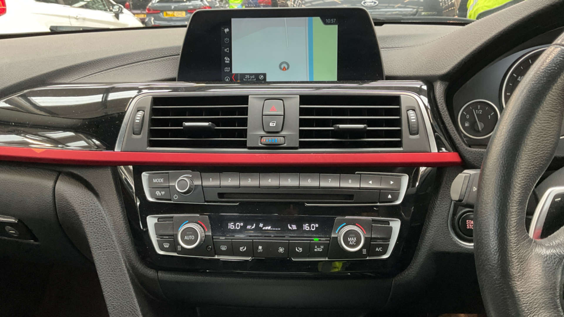 2018 BMW 330e — image 14