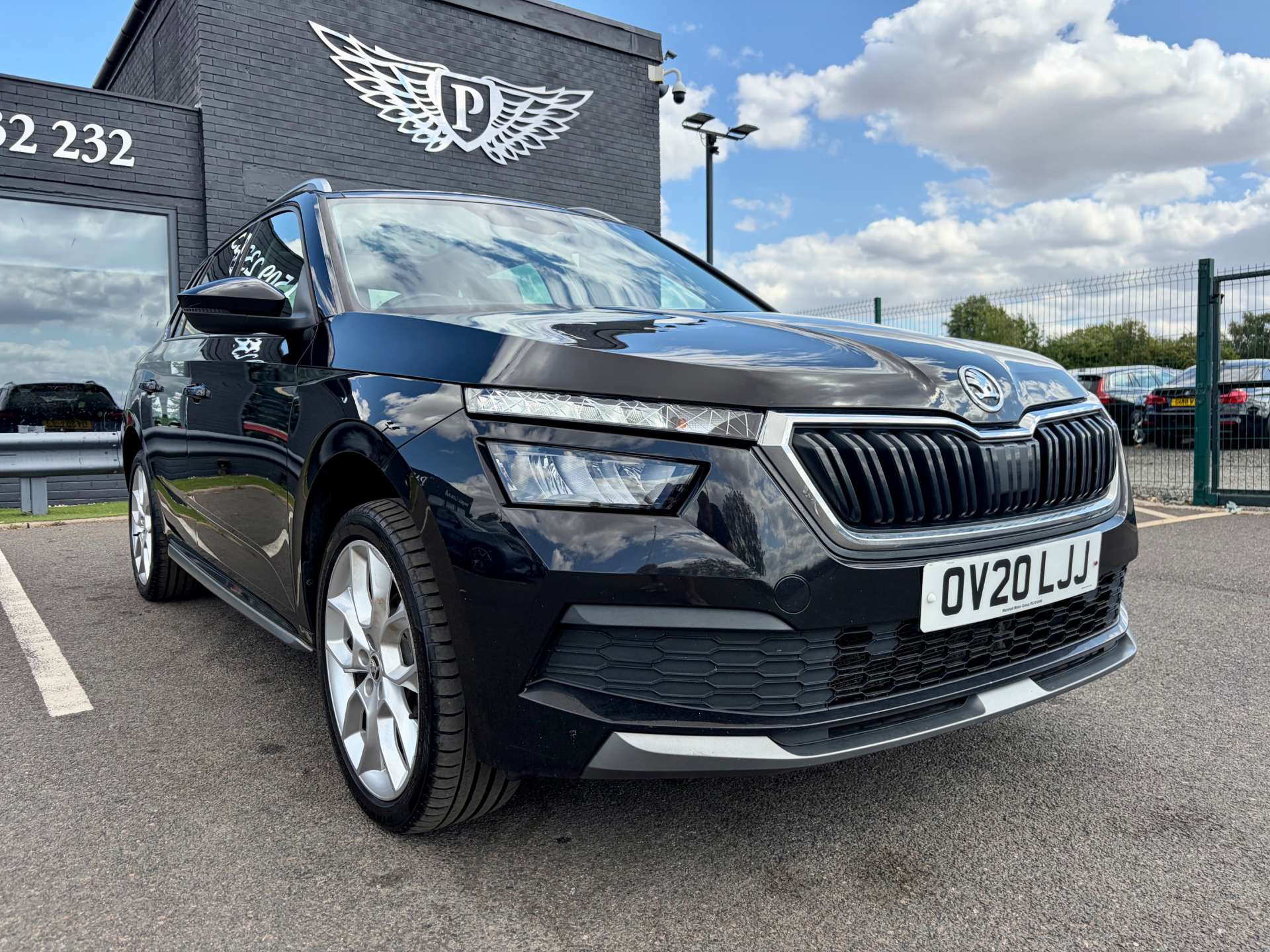 2020 Skoda Kamiq — image 2