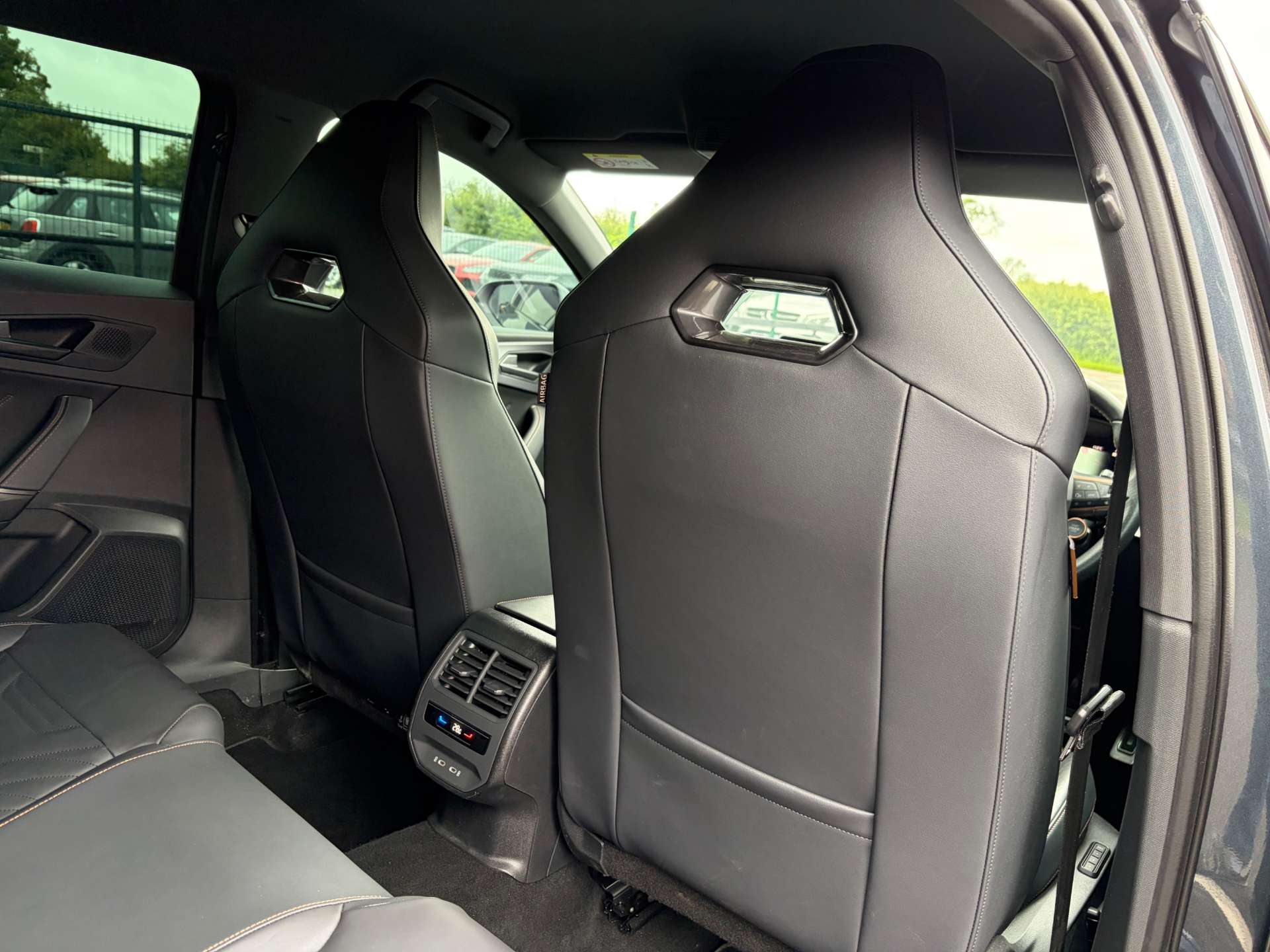 2025 Cupra Leon — image 40