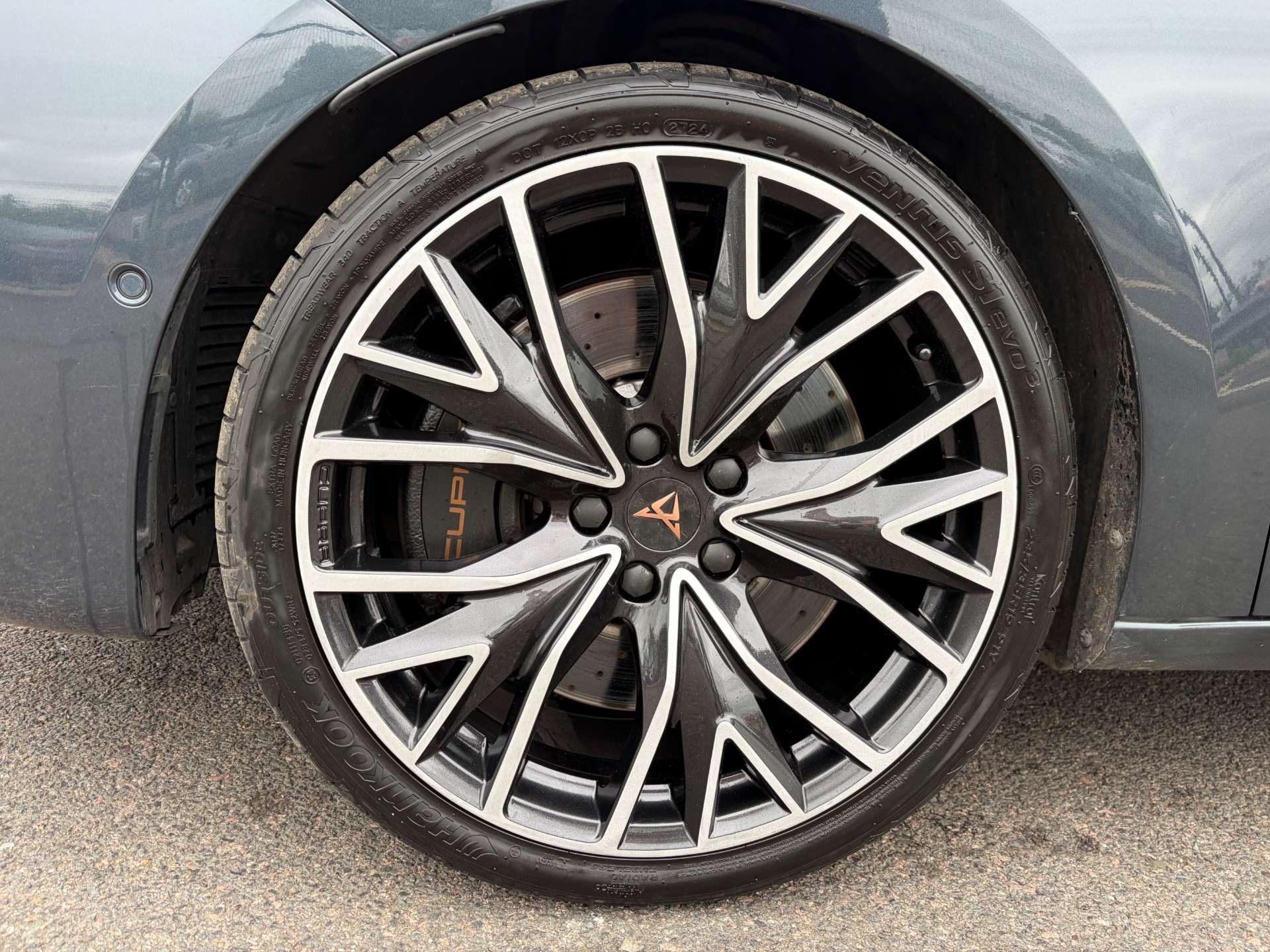 2025 Cupra Leon — image 14