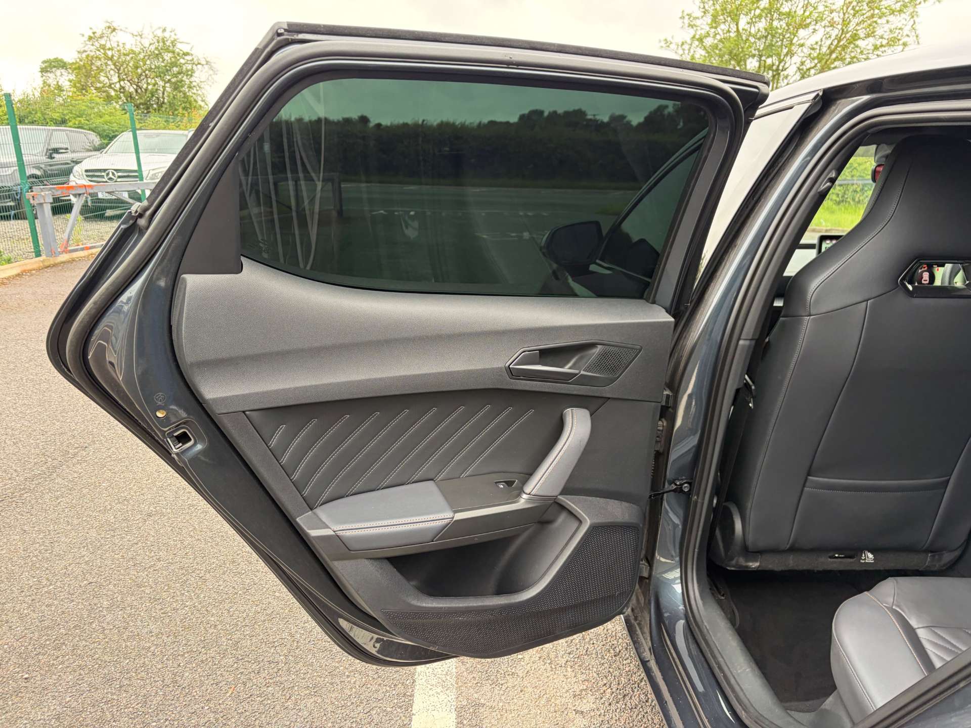 2025 Cupra Leon — image 24