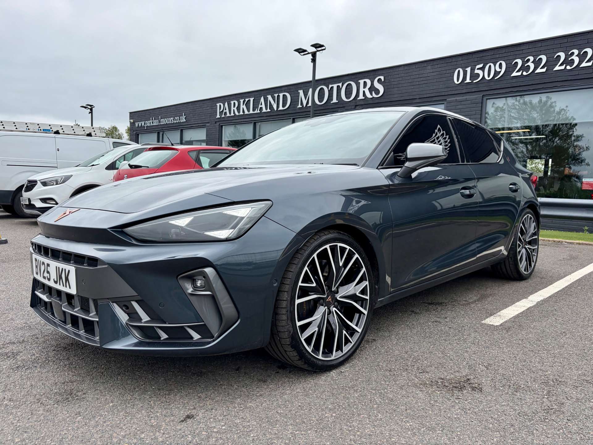 2025 Cupra Leon — image 6