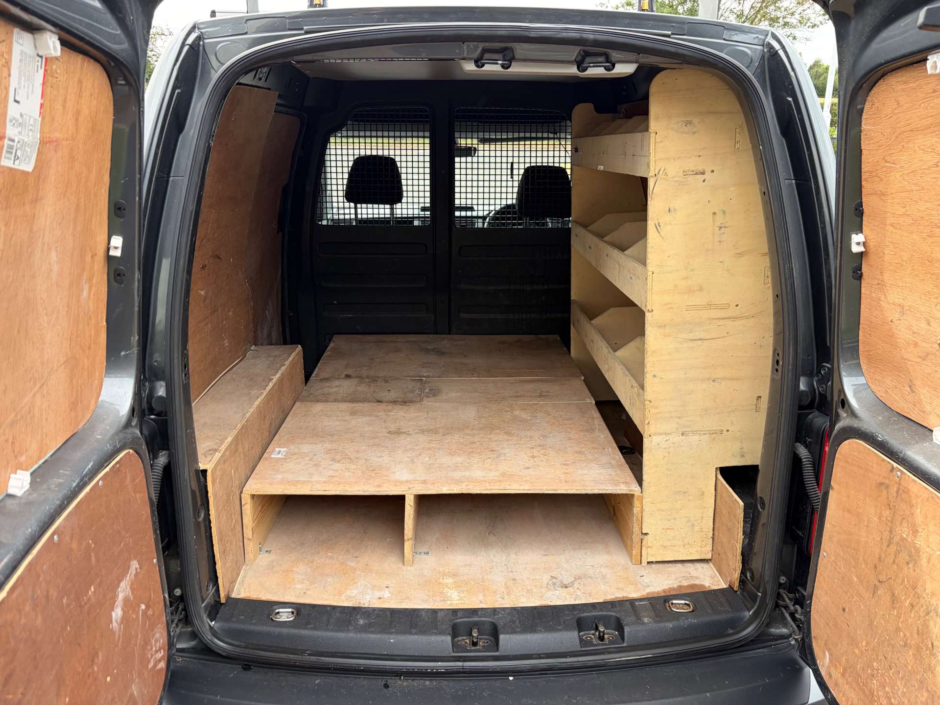 2017 Volkswagen Caddy — image 21