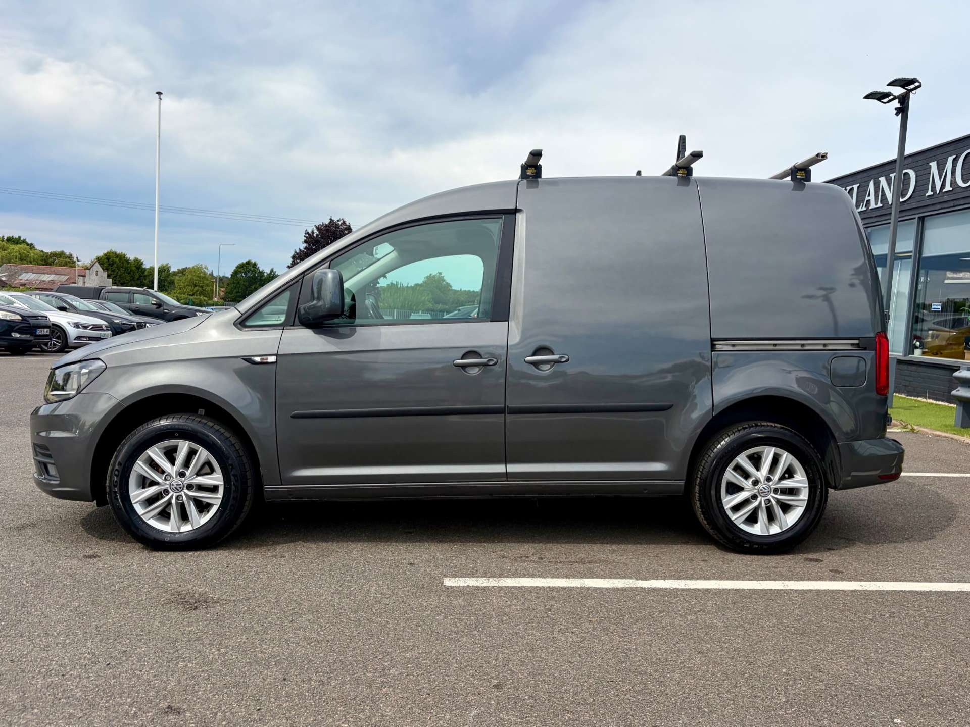2017 Volkswagen Caddy — image 6