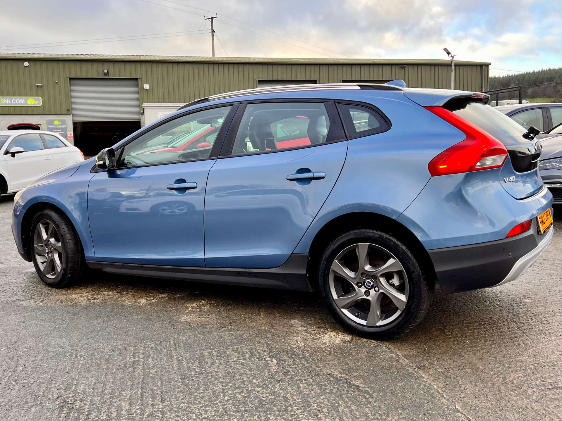 Used Volvo V40