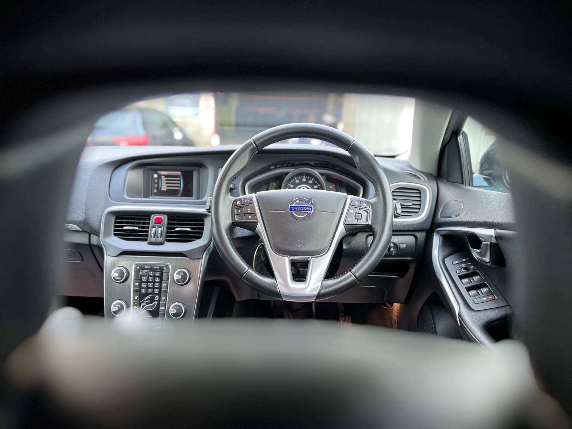 Used Volvo V40