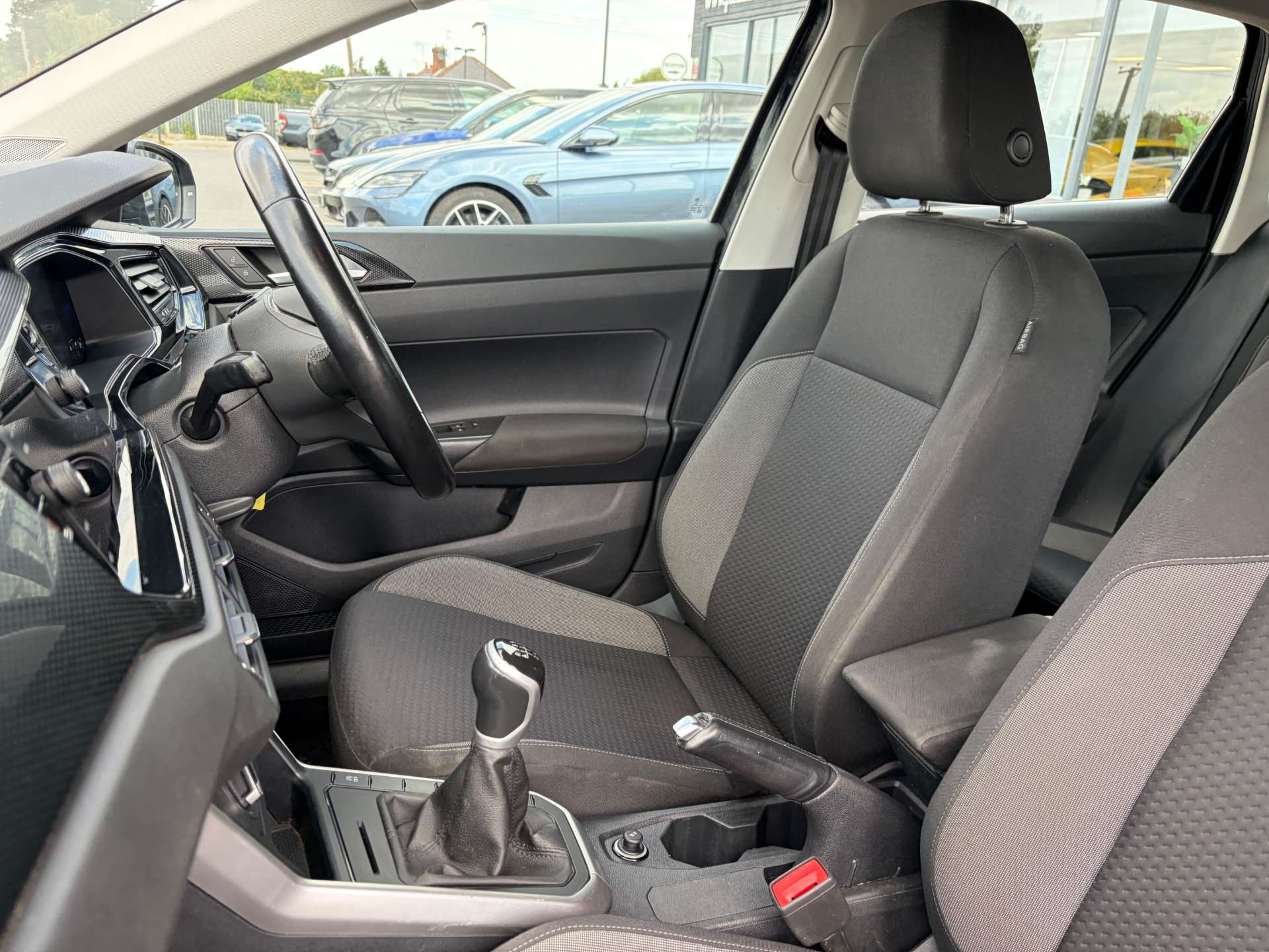 2024 Volkswagen Polo — image 18