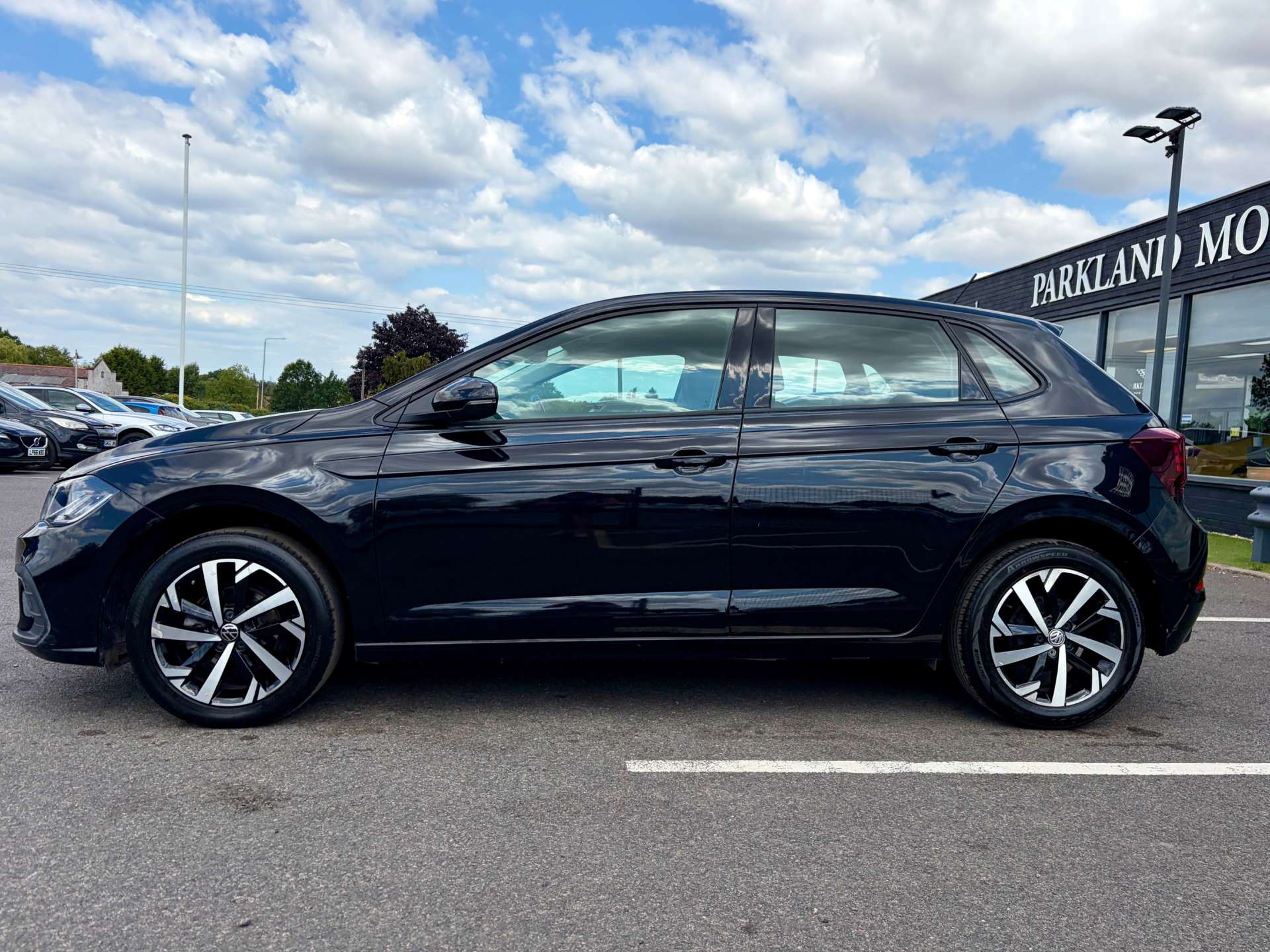 2024 Volkswagen Polo — image 6