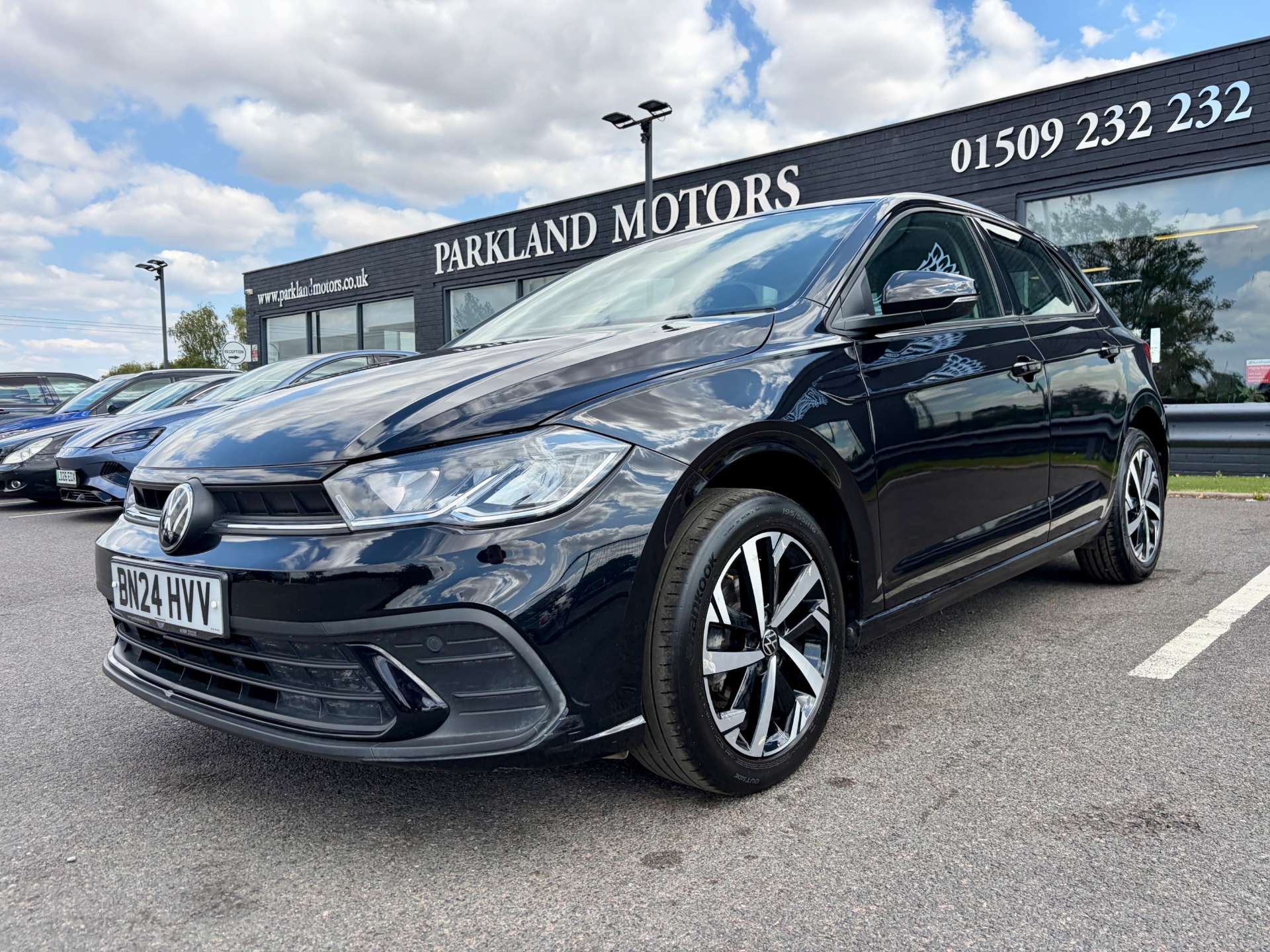 2024 Volkswagen Polo — image 5