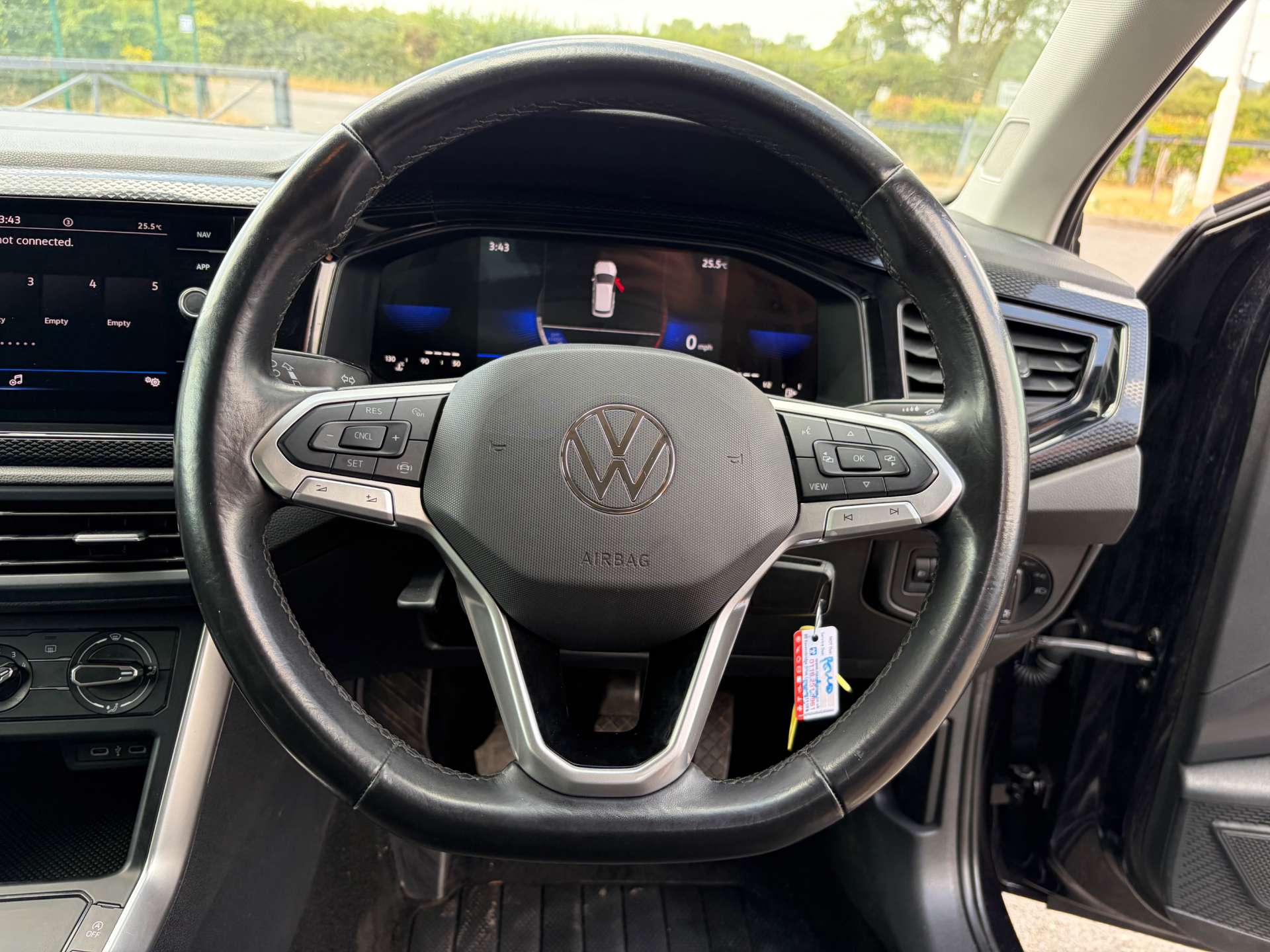 2024 Volkswagen Polo — image 33