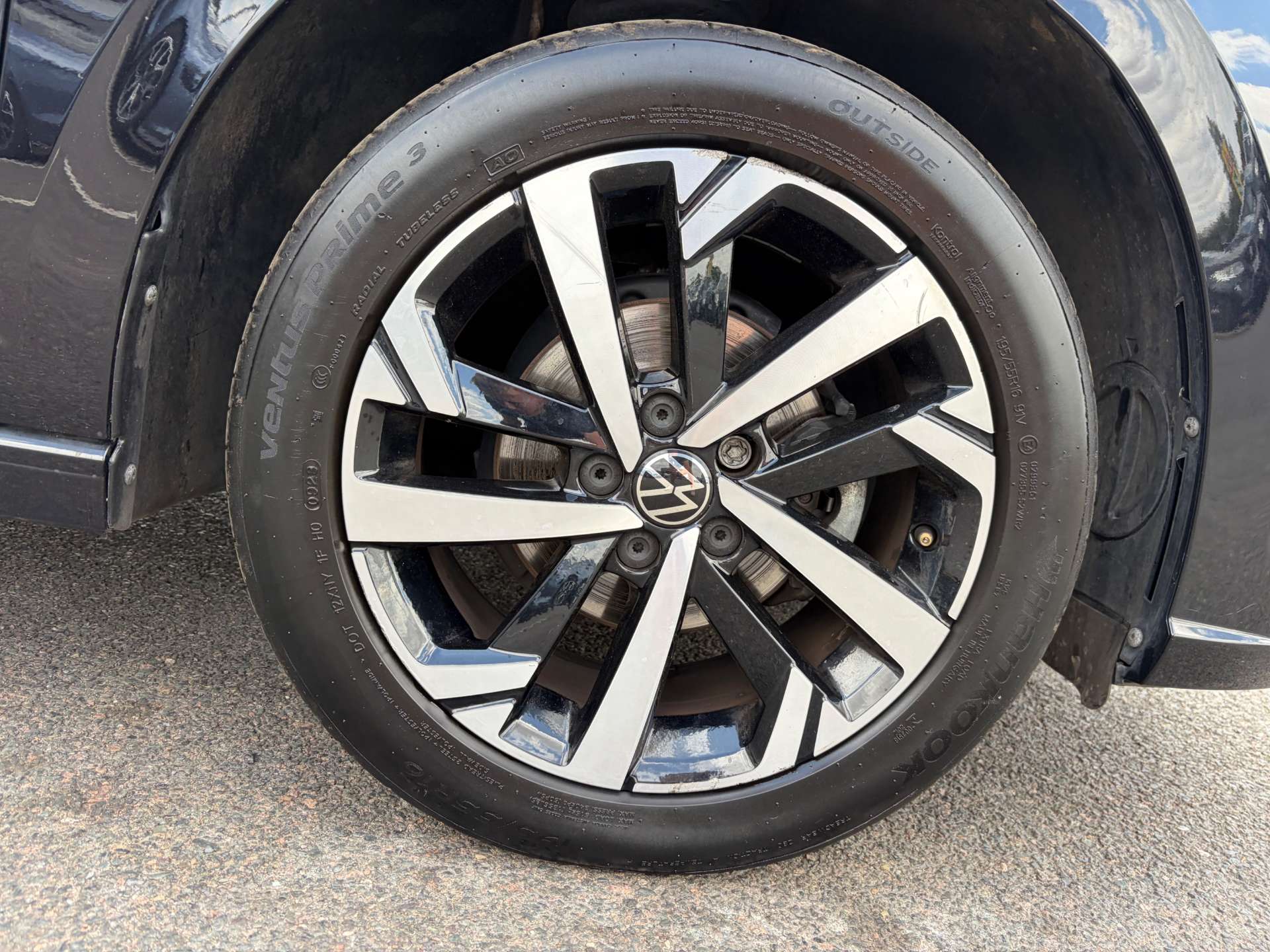 2024 Volkswagen Polo — image 11