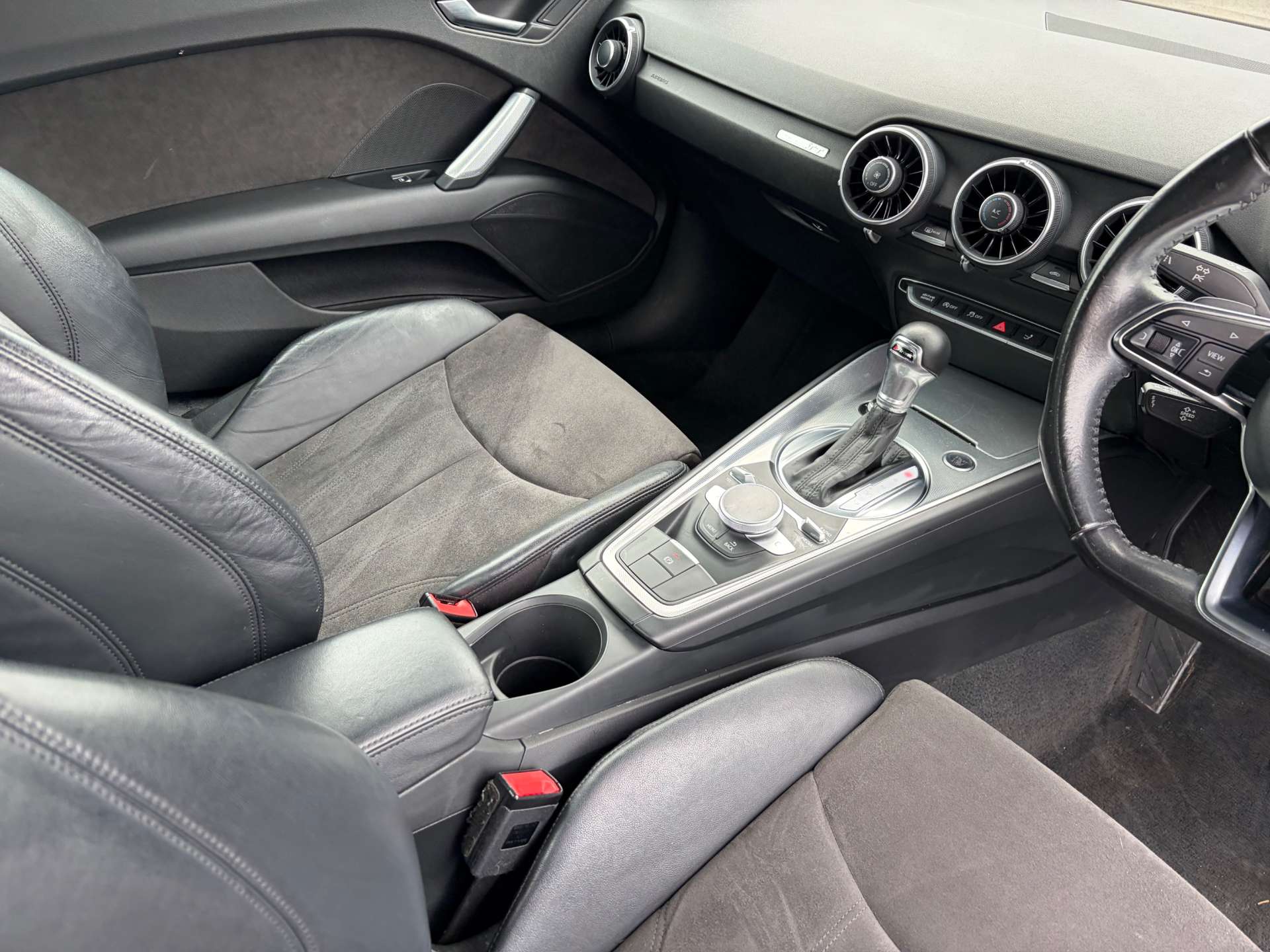 2017 Audi TT — image 29