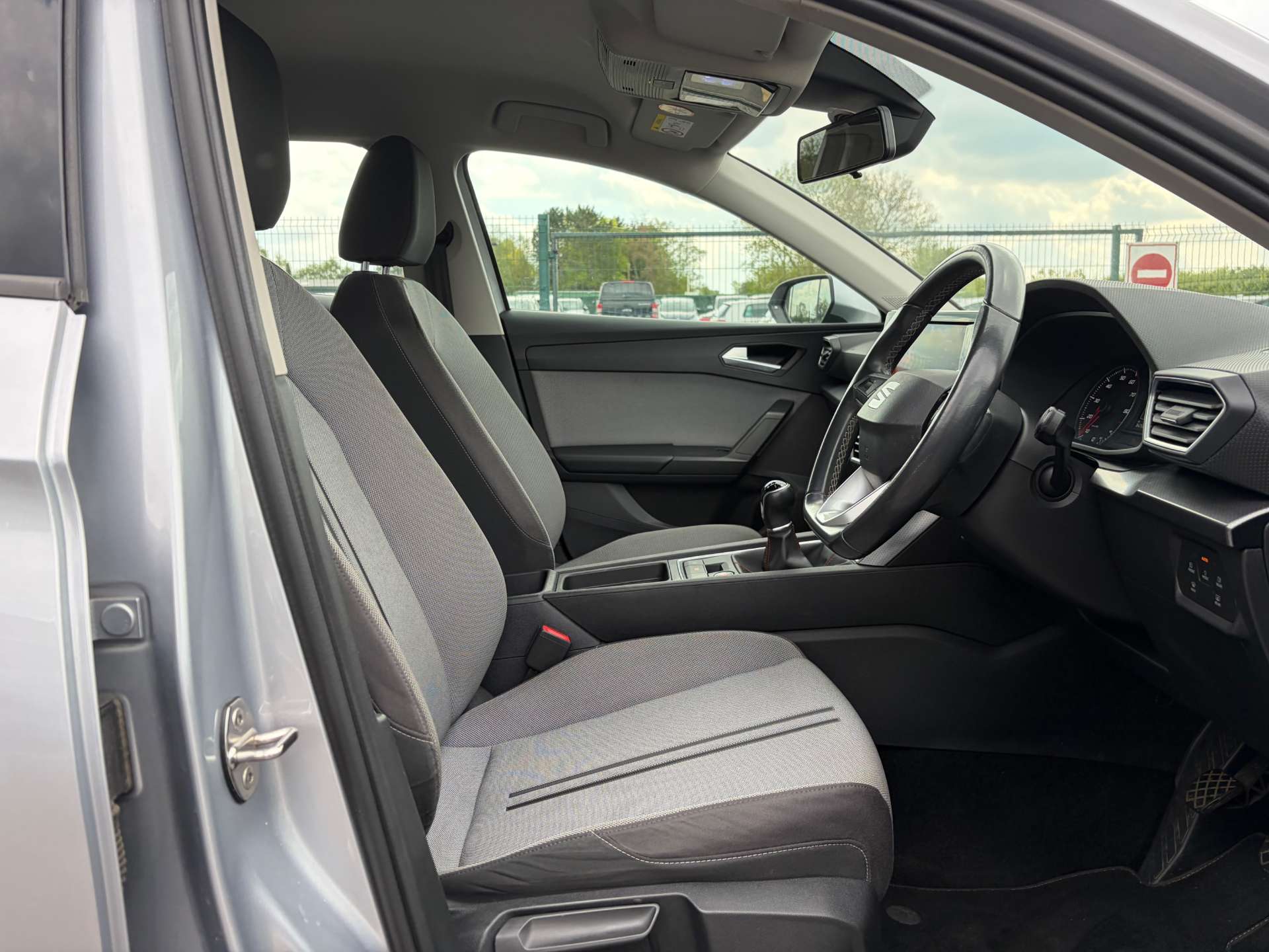 2022 SEAT Leon — image 33