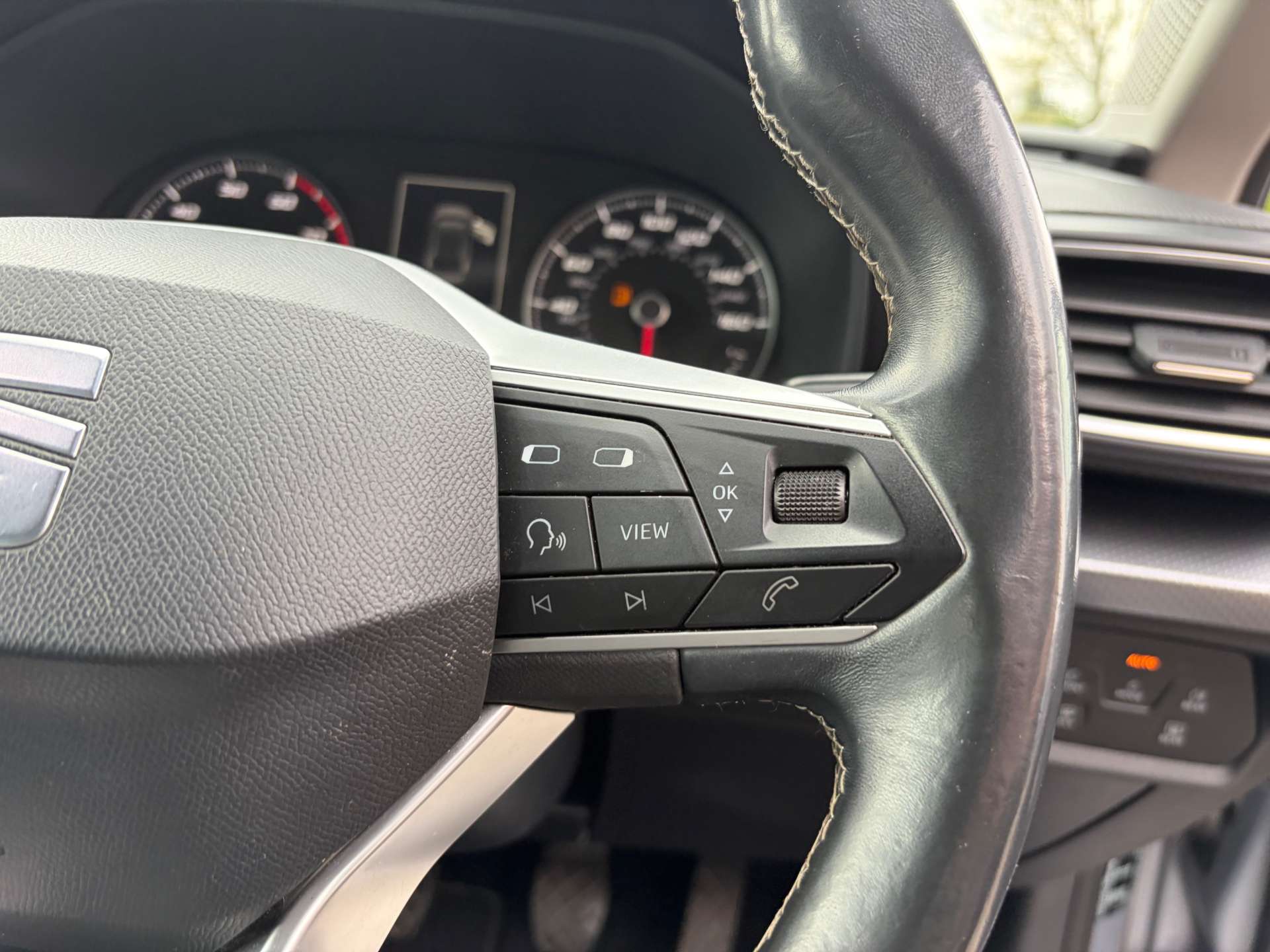 2022 SEAT Leon — image 37