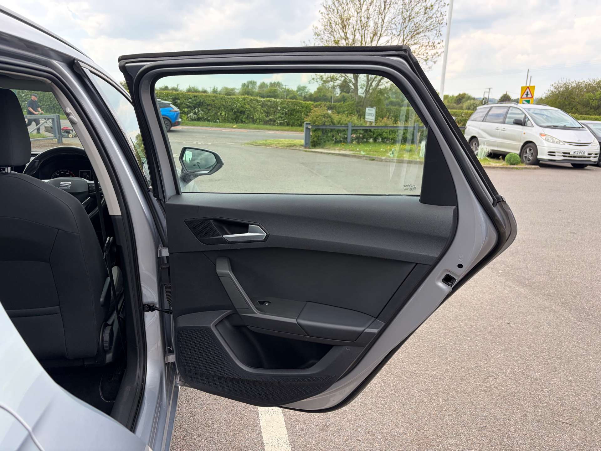 2022 SEAT Leon — image 25