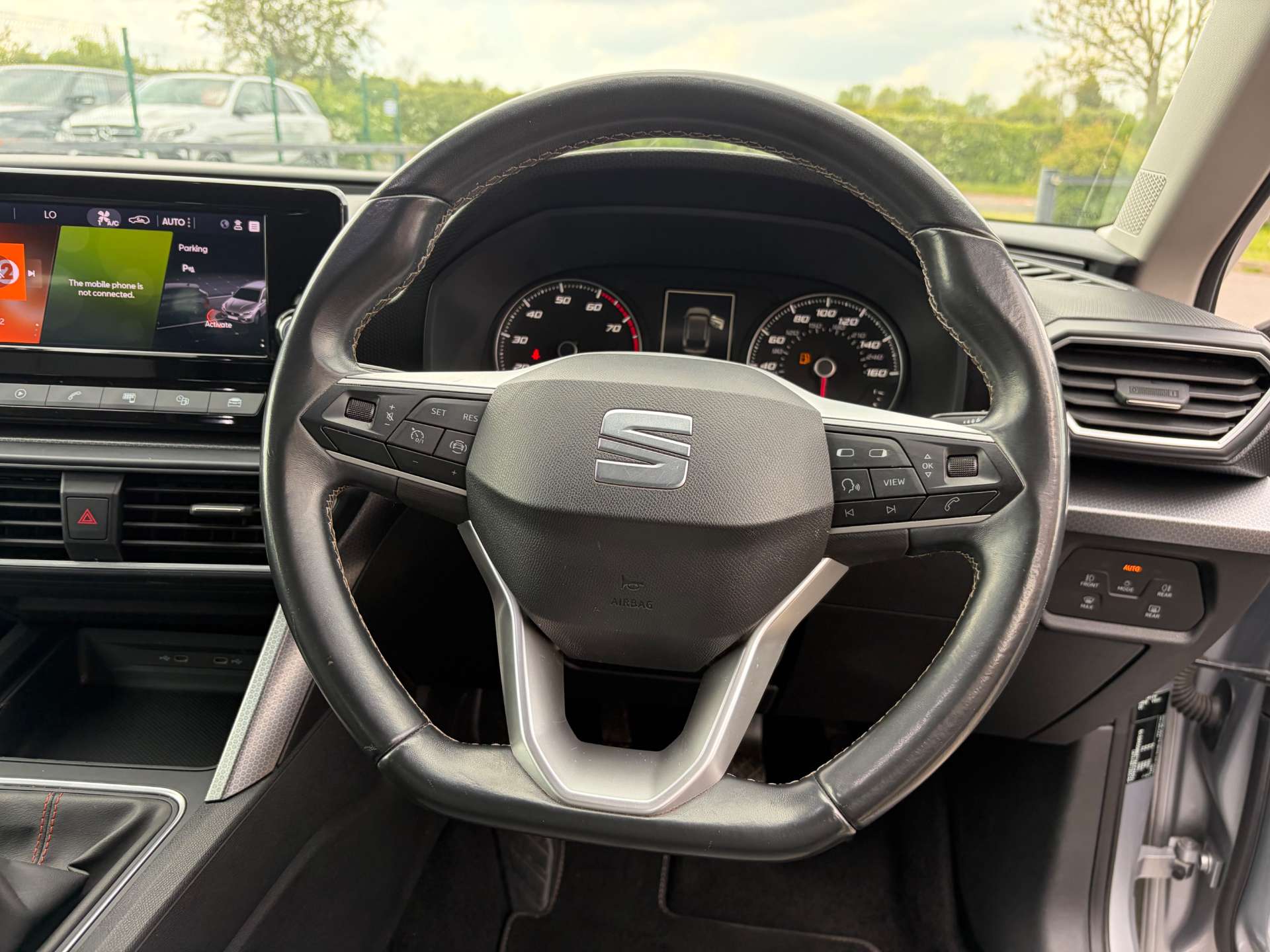 2022 SEAT Leon — image 35