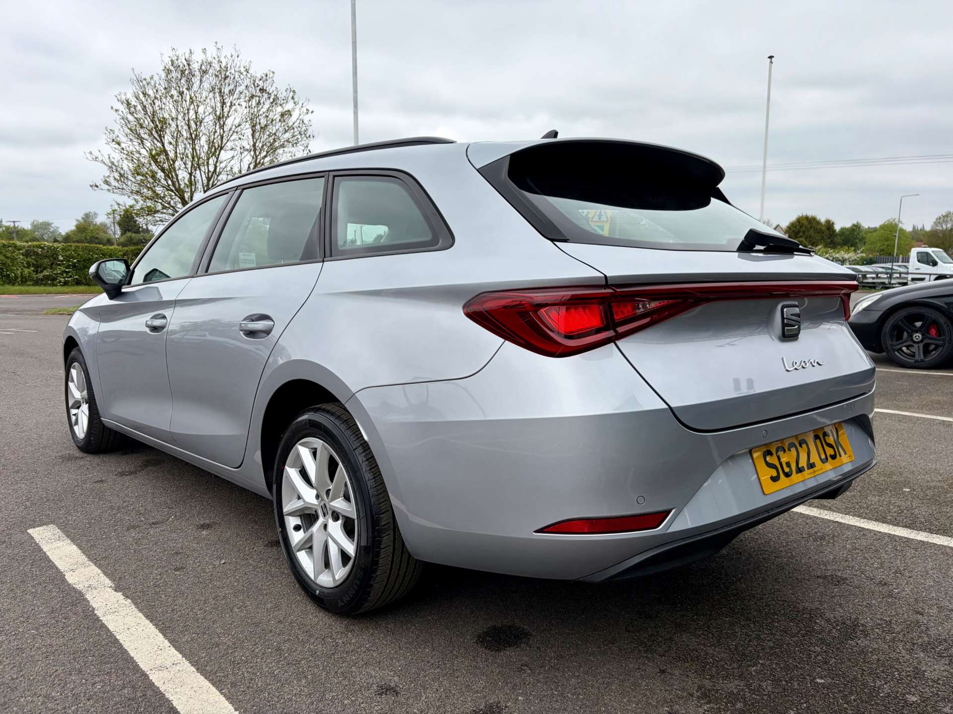 2022 SEAT Leon — image 7