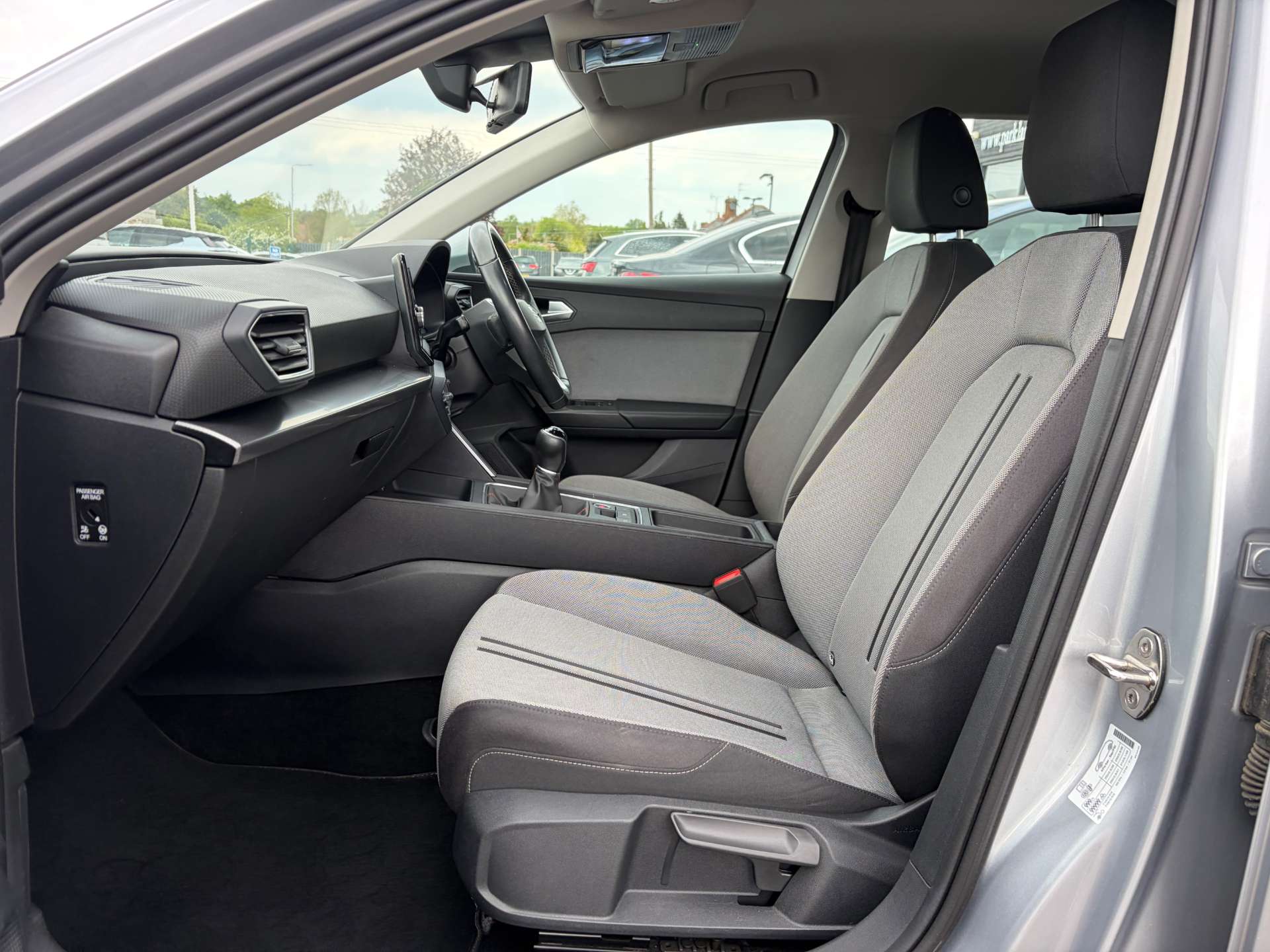 2022 SEAT Leon — image 16