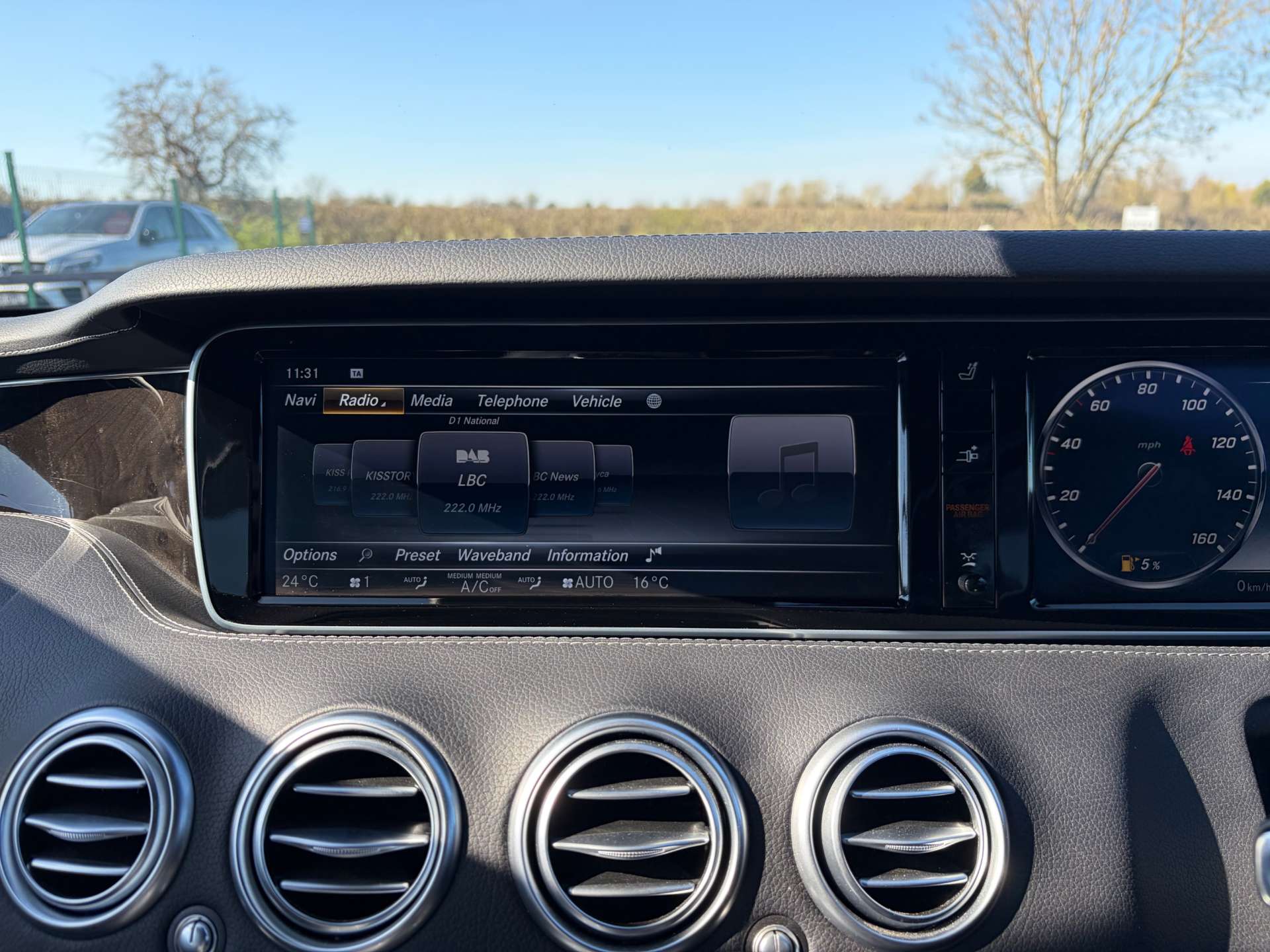 2017 Mercedes S500 — image 52