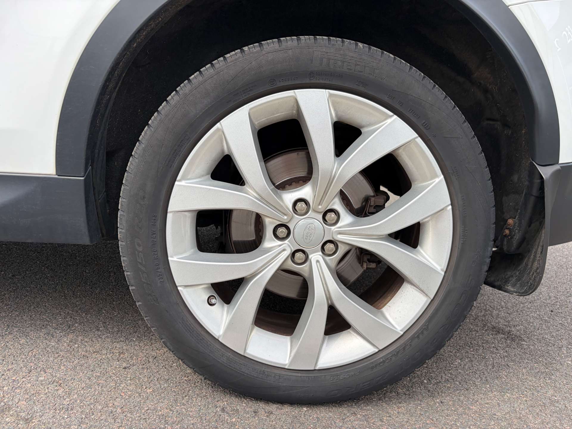 2019 Land Rover Discovery — image 14