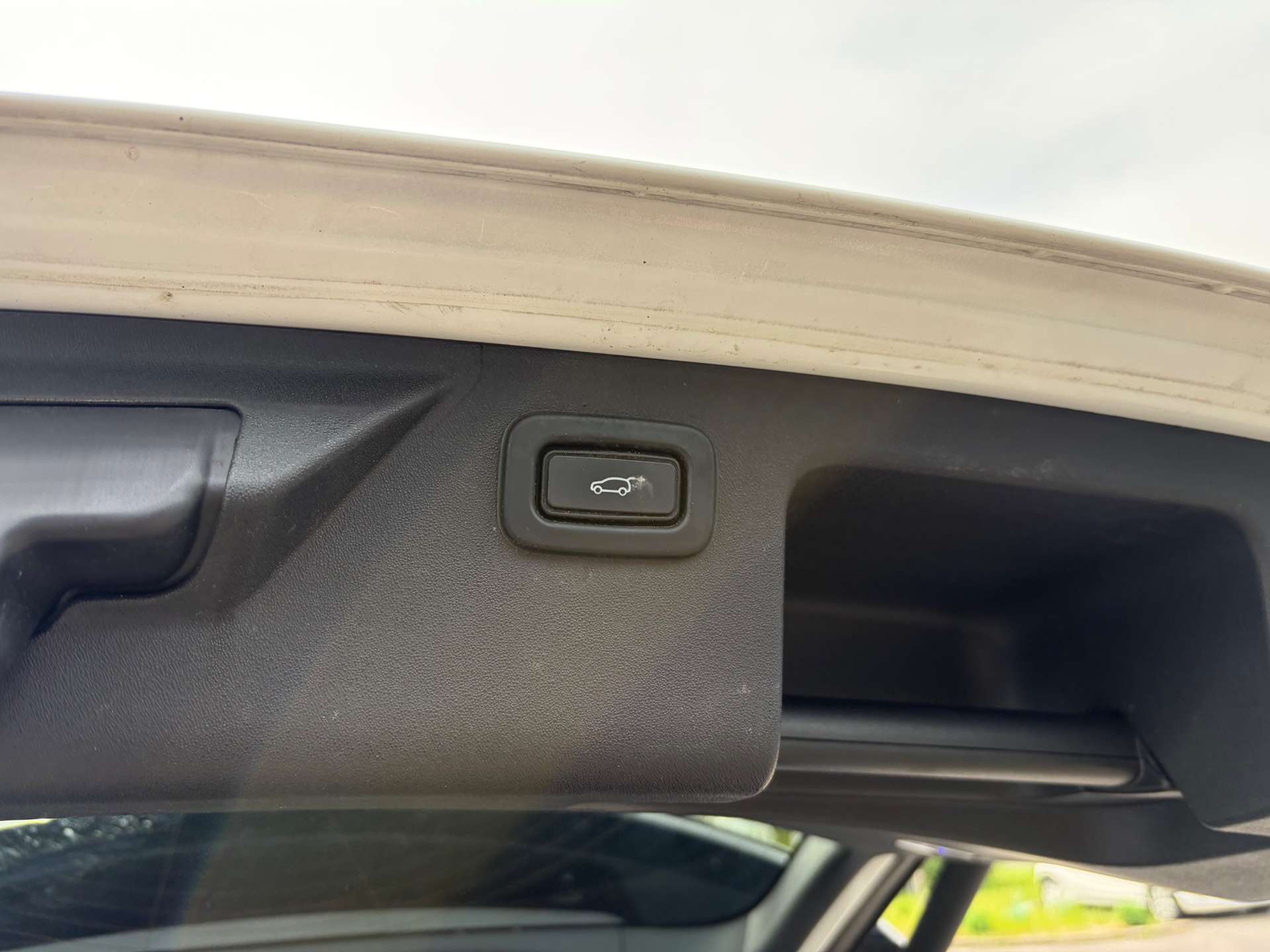 2019 Land Rover Discovery — image 25