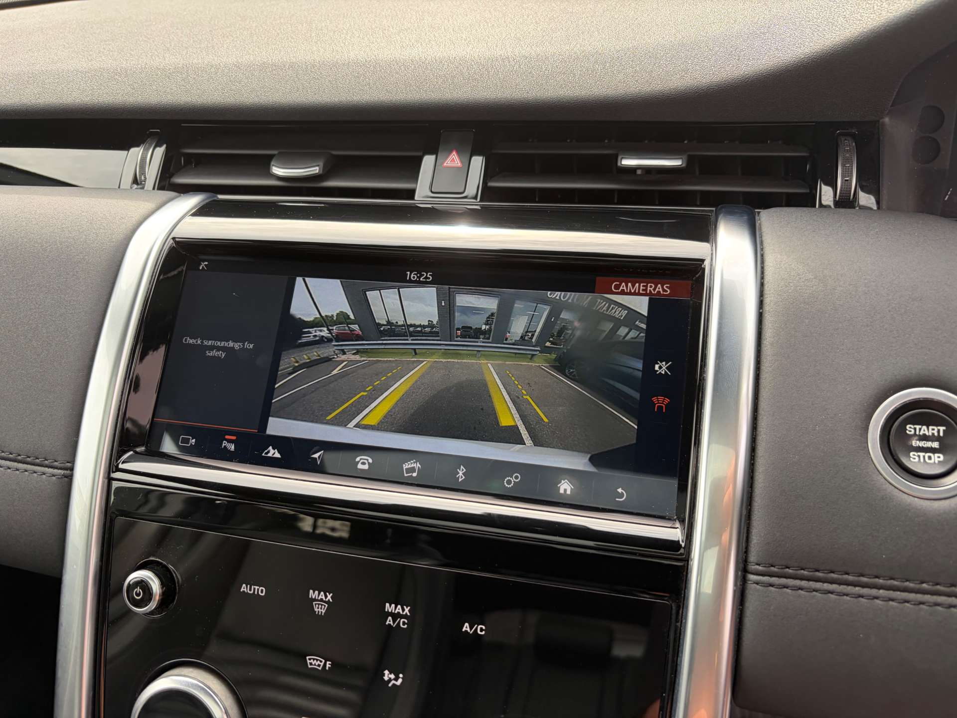2019 Land Rover Discovery — image 51