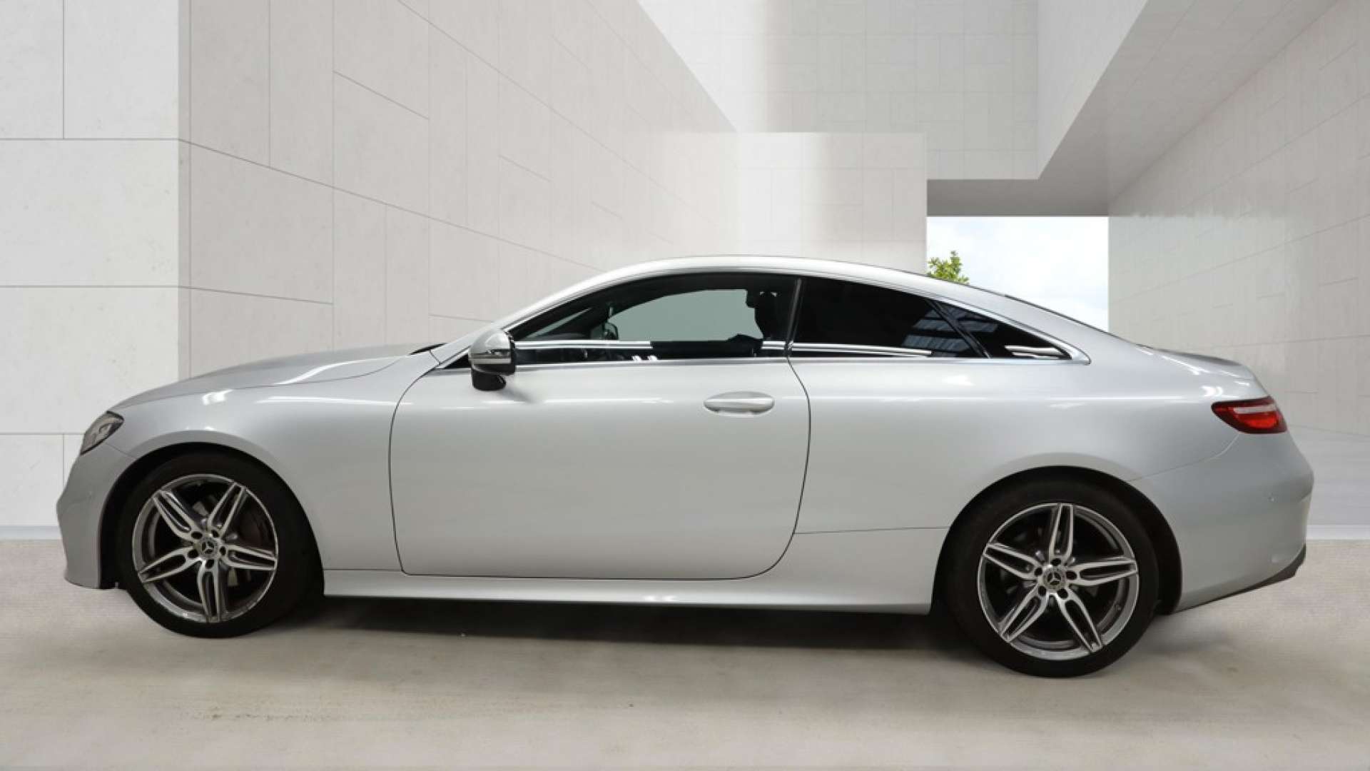 2018 Mercedes E220d — image 7