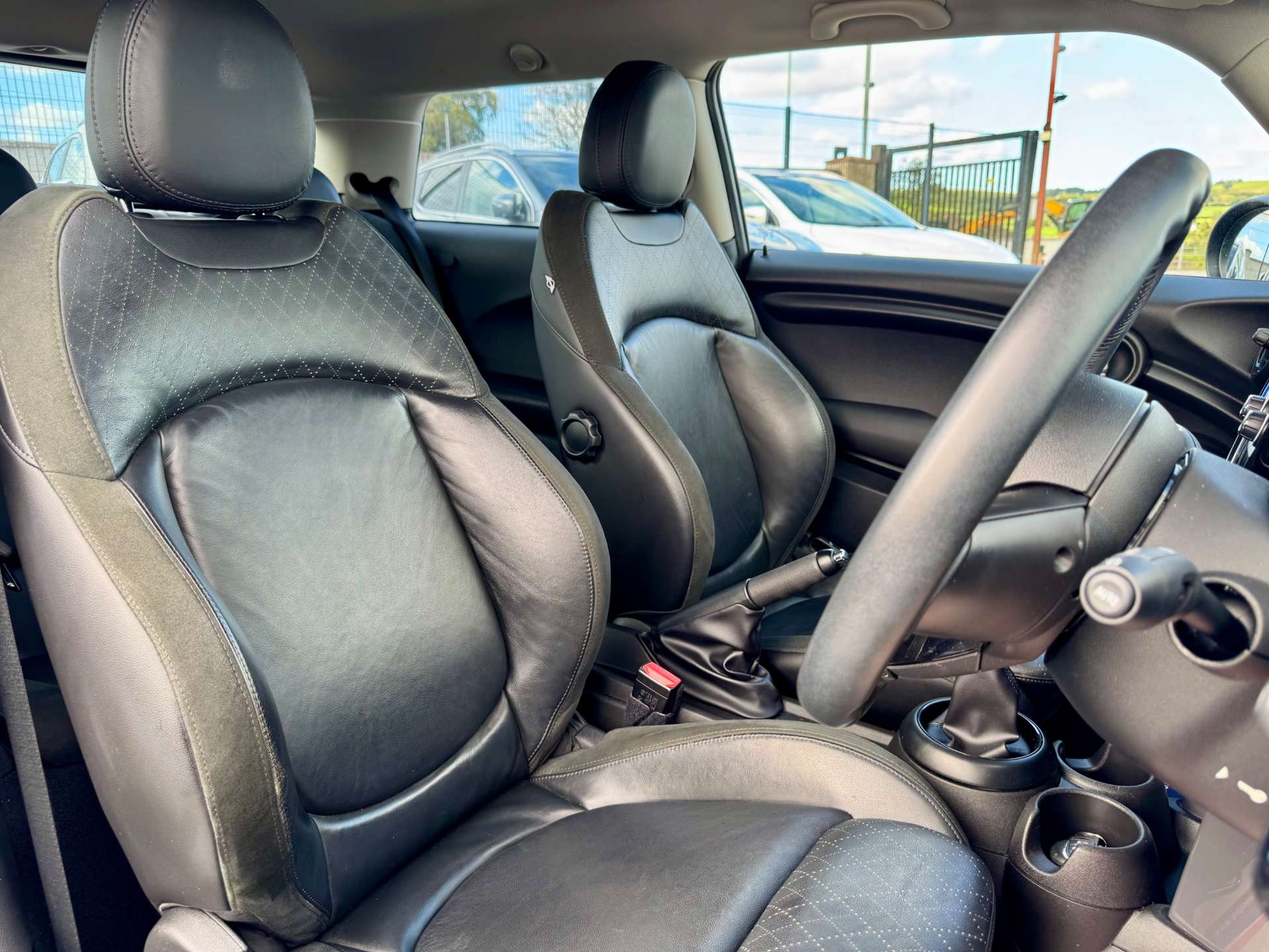 Used MINI Hatch