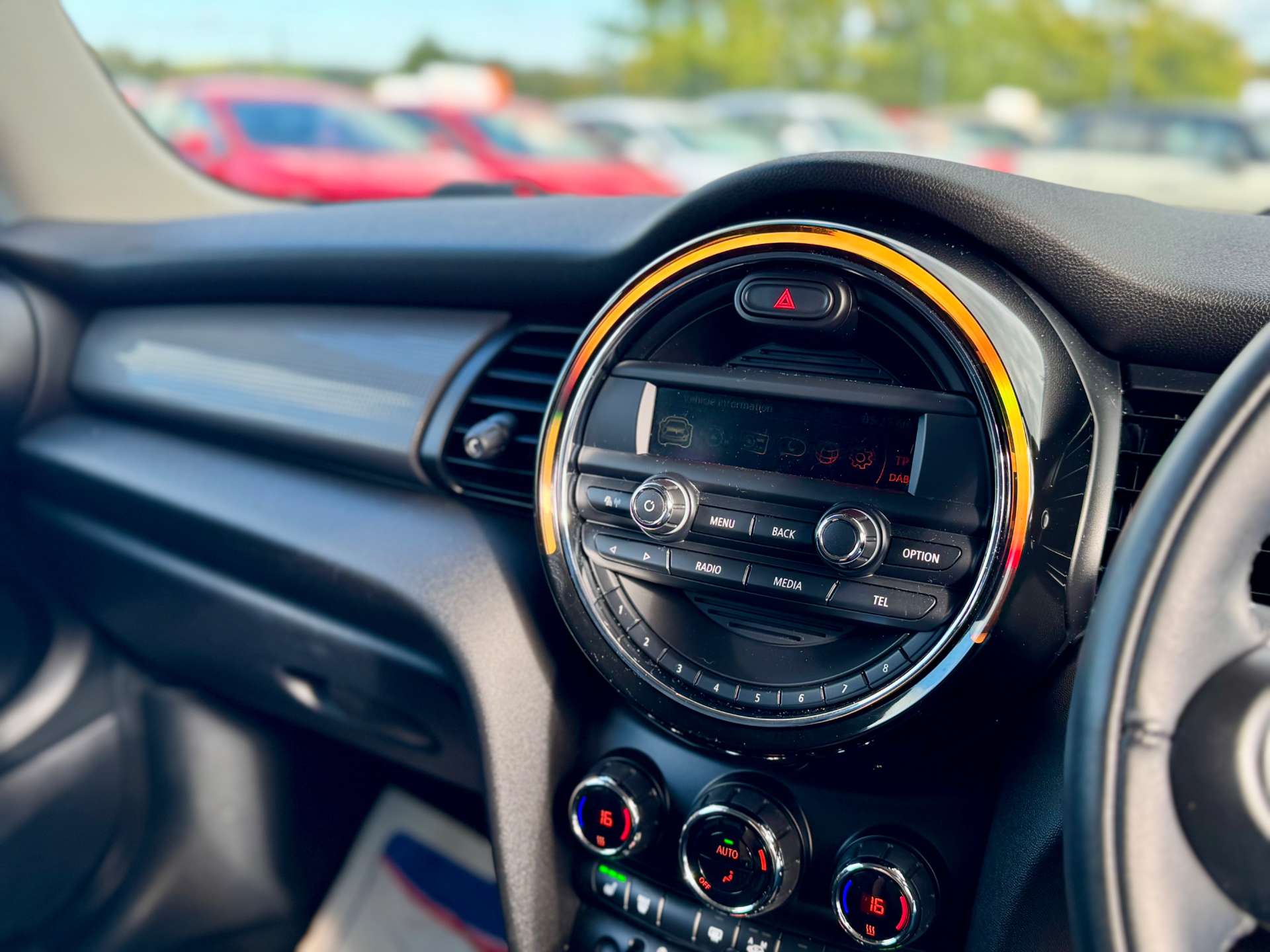 Used MINI Hatch