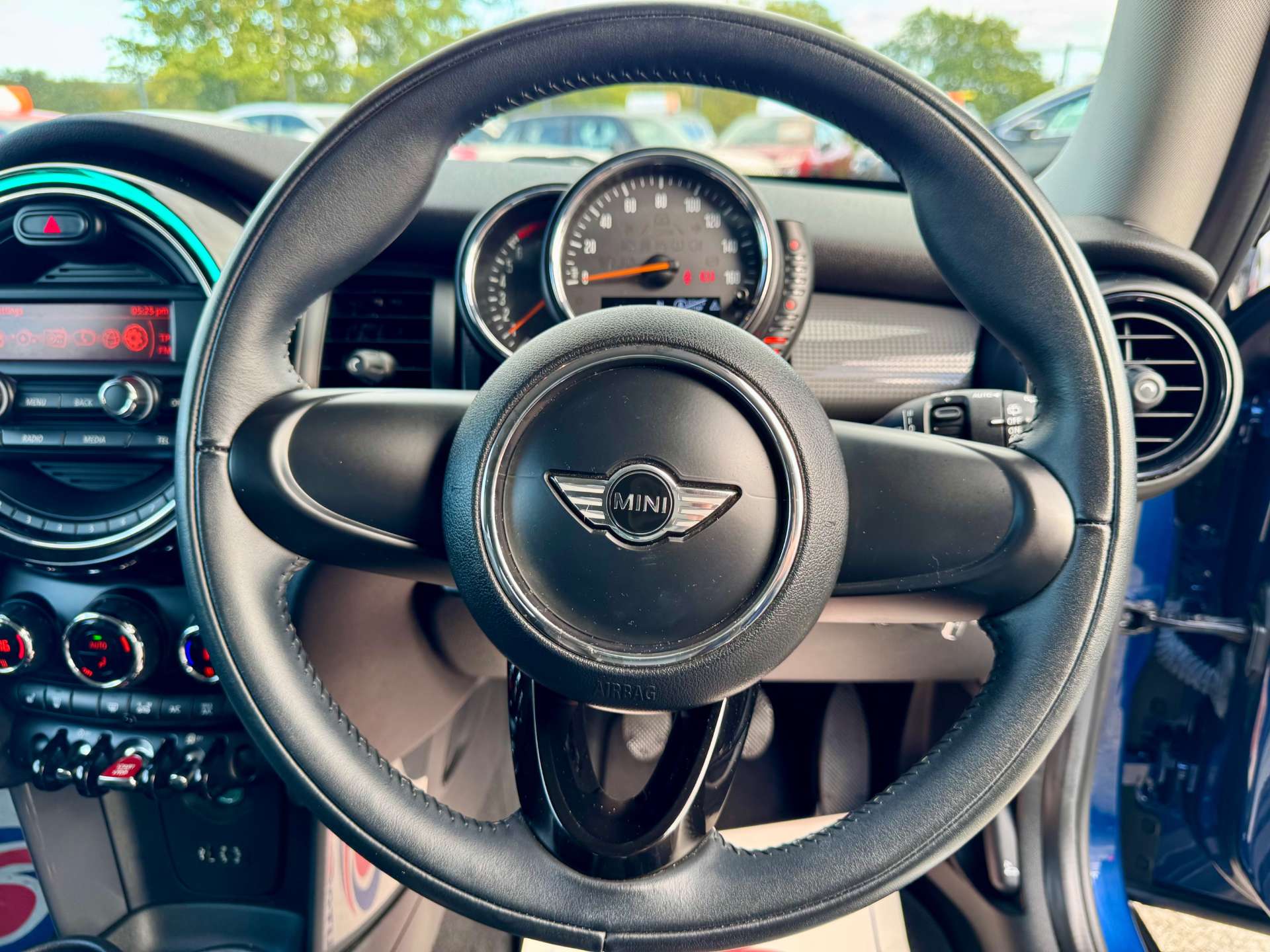 Used MINI Hatch