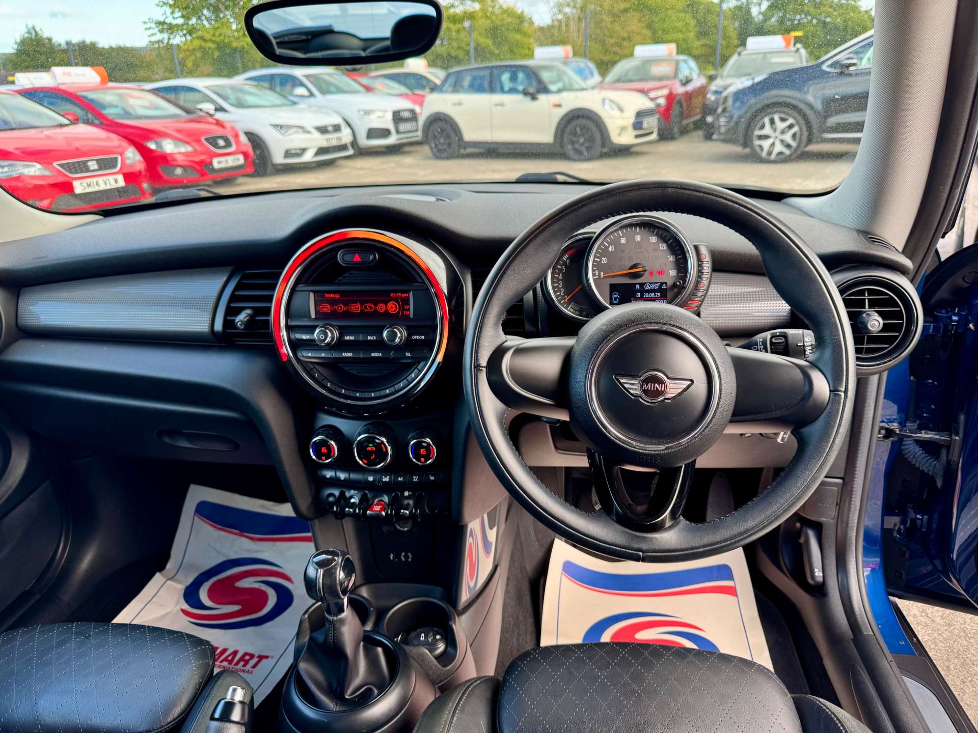 Used MINI Hatch