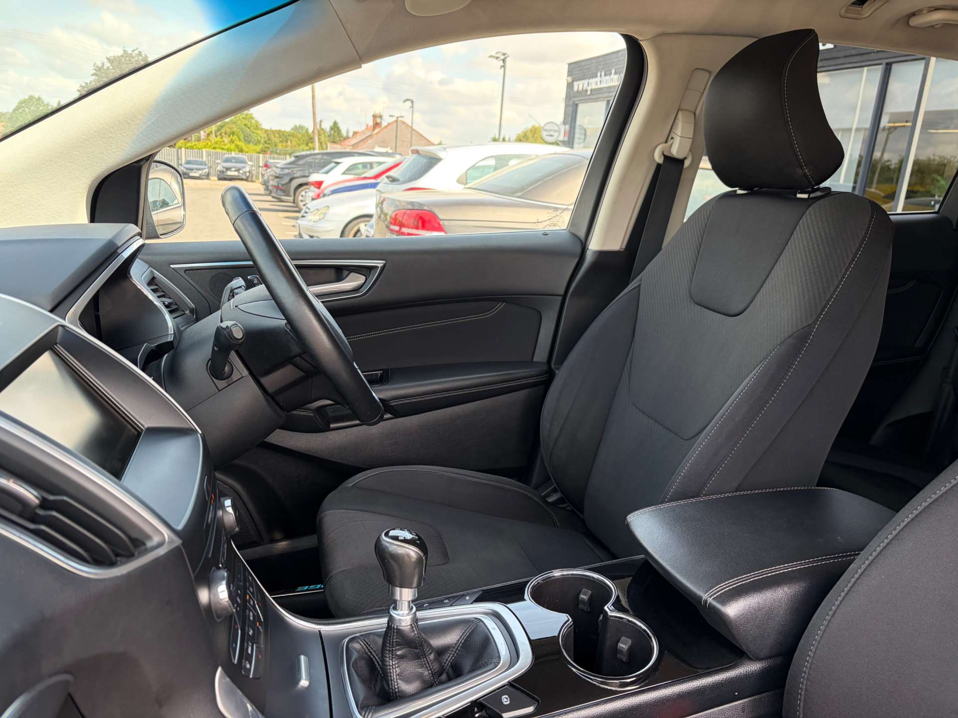 2017 Ford Edge — image 18