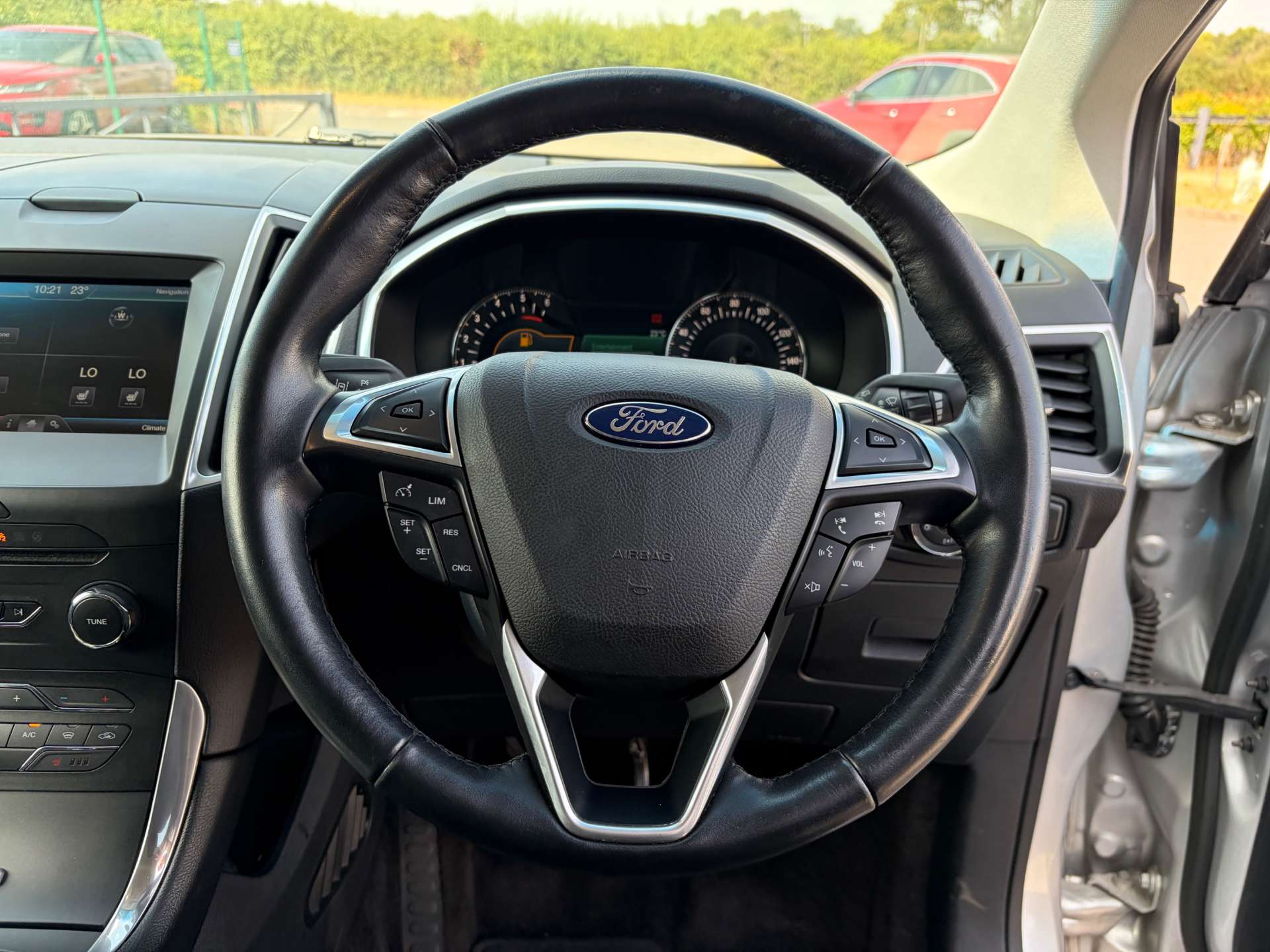 2017 Ford Edge — image 35