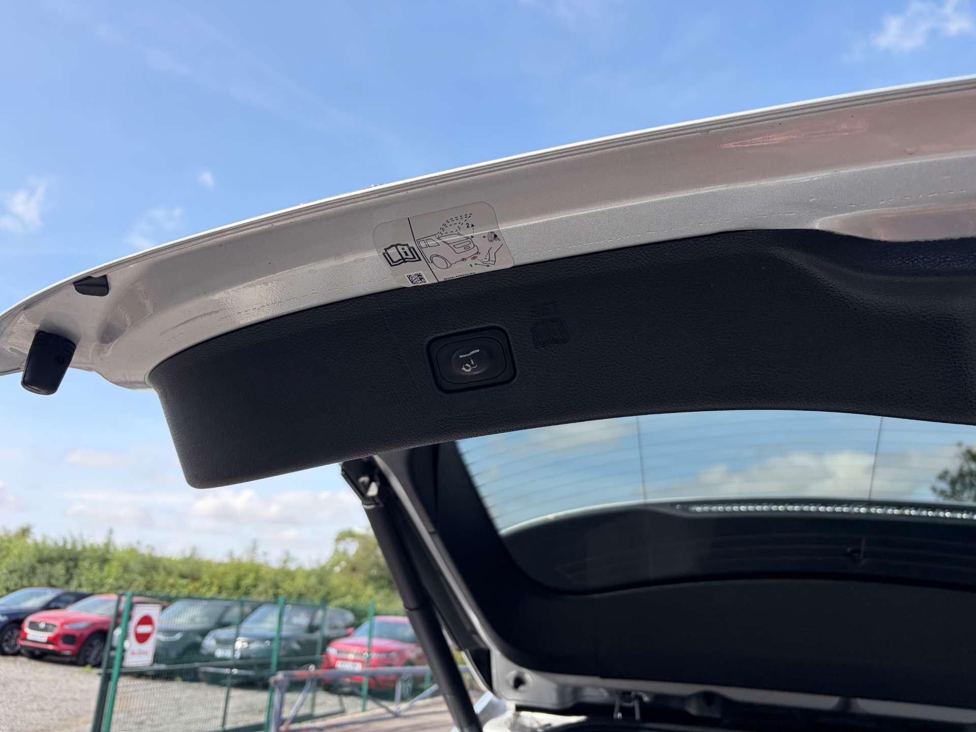 2017 Ford Edge — image 25