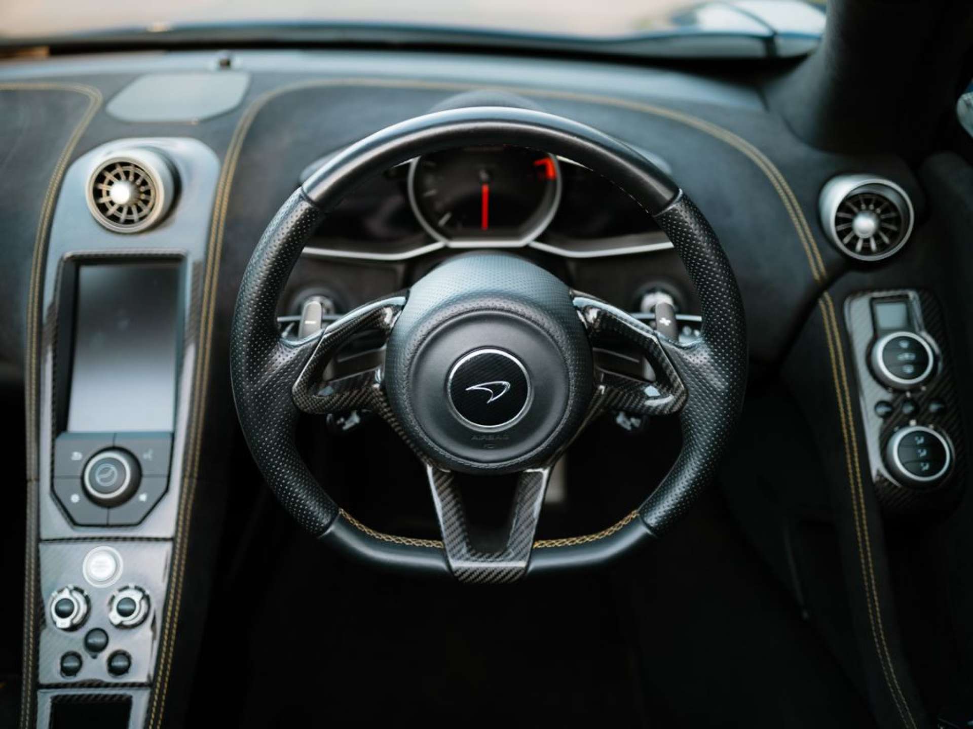 Used McLaren 650s
