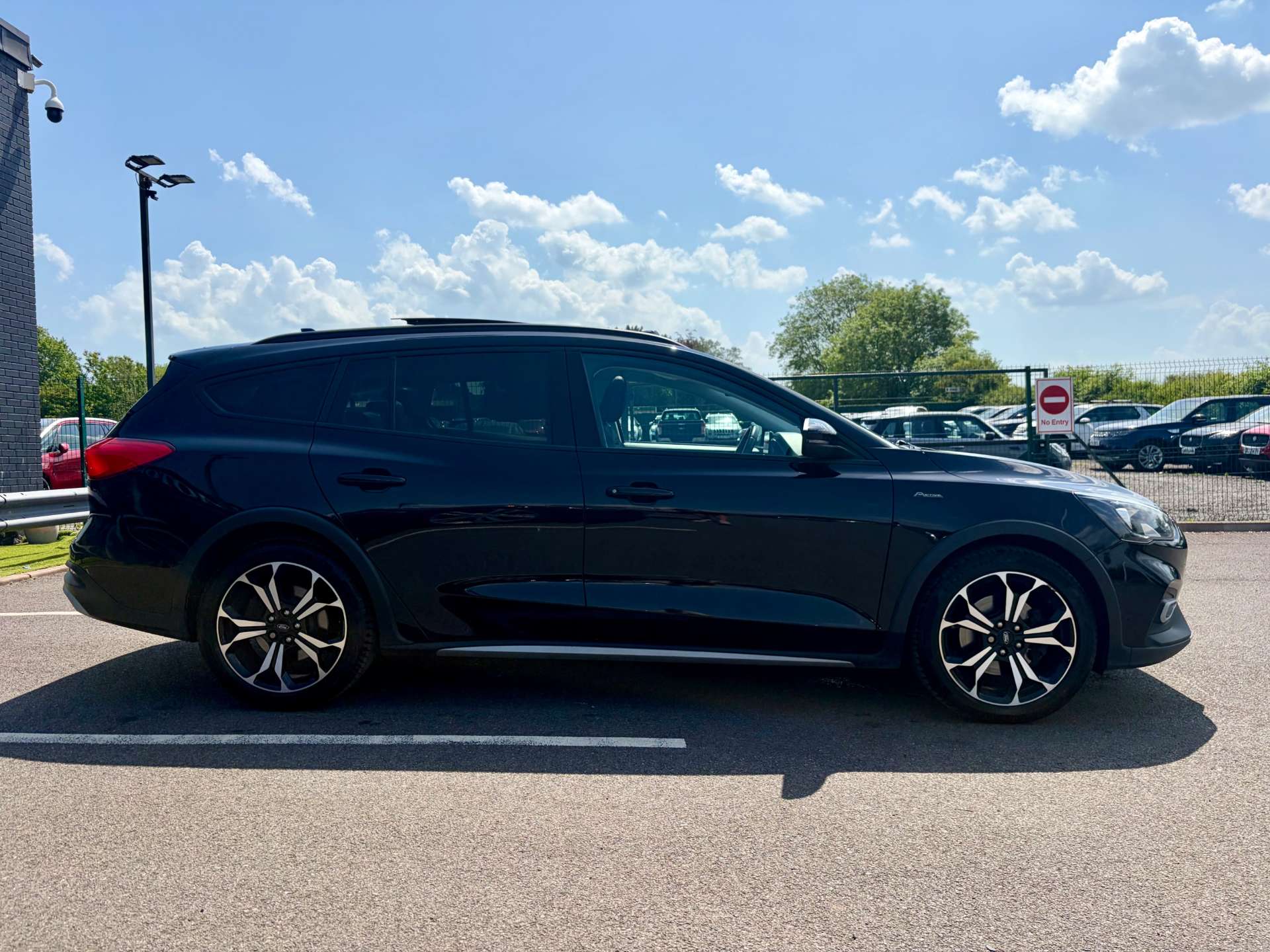 2020 Ford Focus — image 10