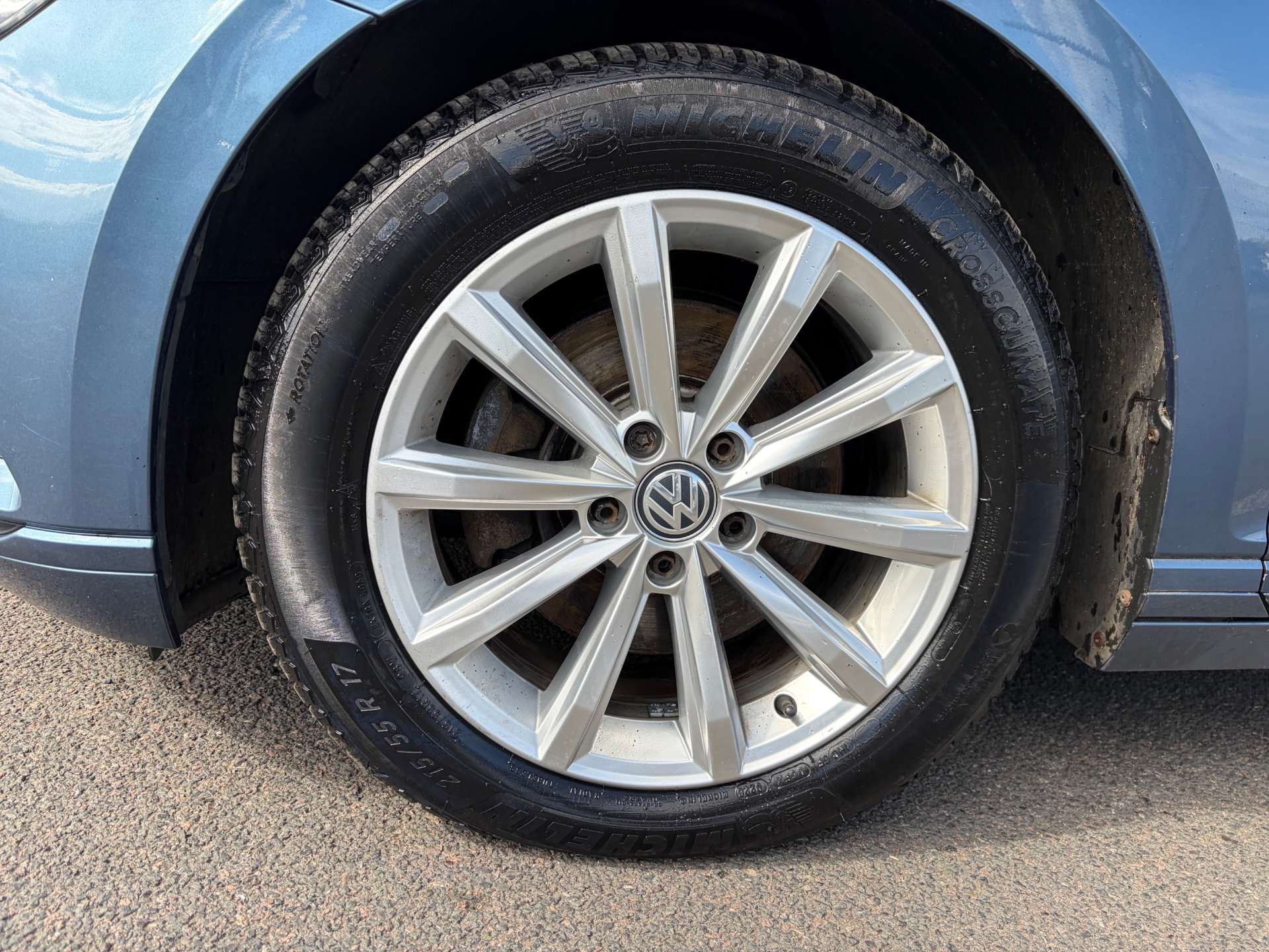 2018 Volkswagen Passat — image 14