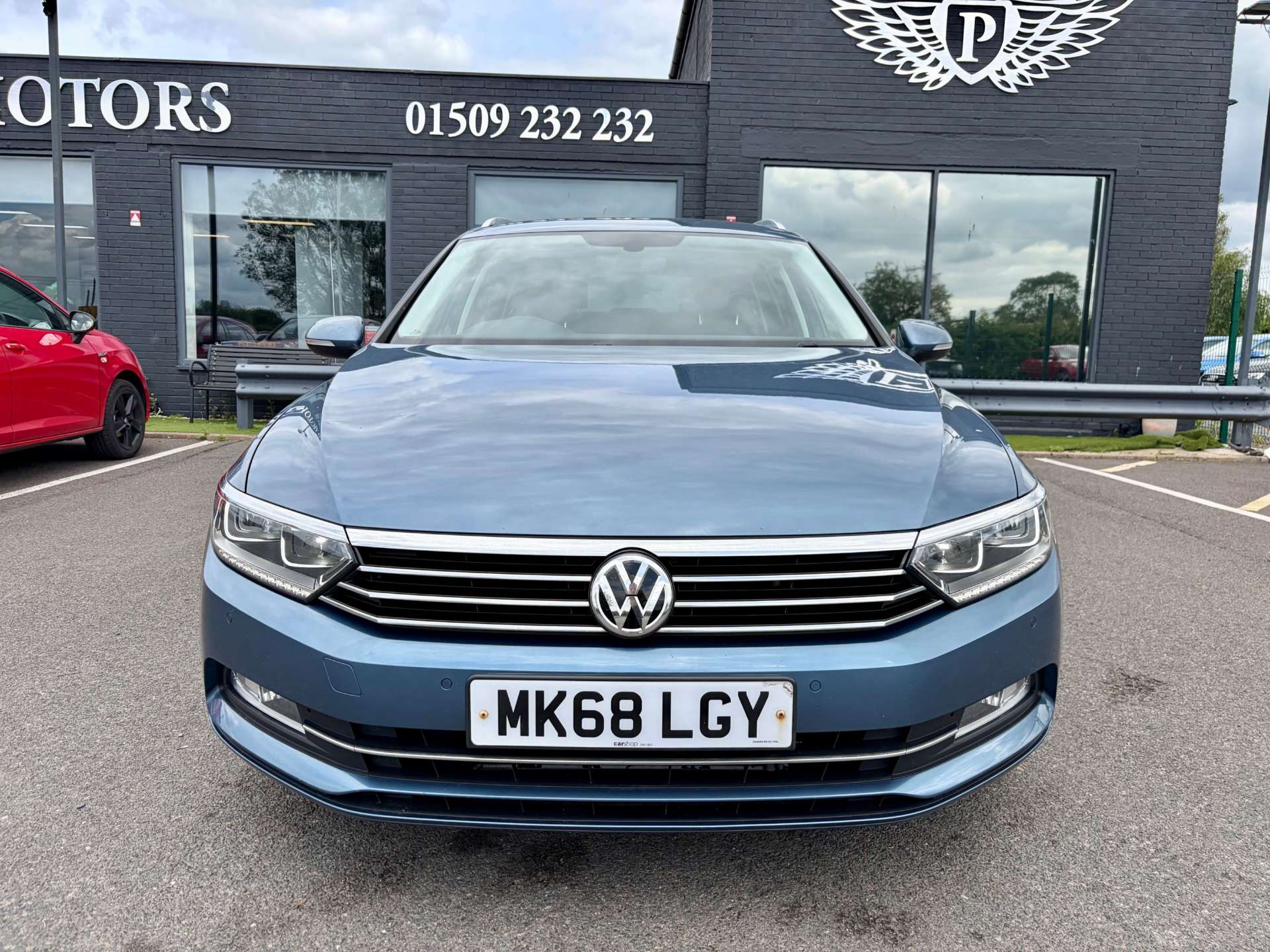 2018 Volkswagen Passat — image 4