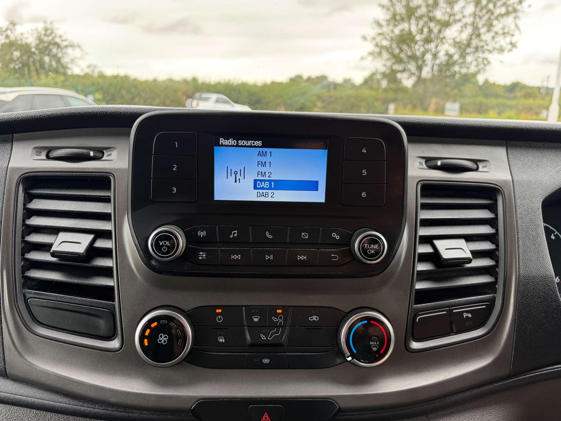 2018 Ford Transit — image 23