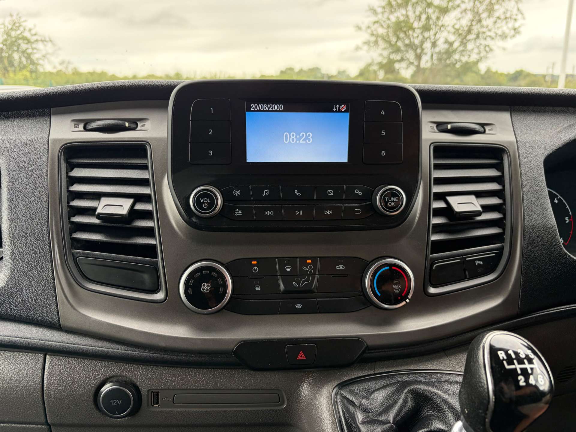 2018 Ford Transit — image 24