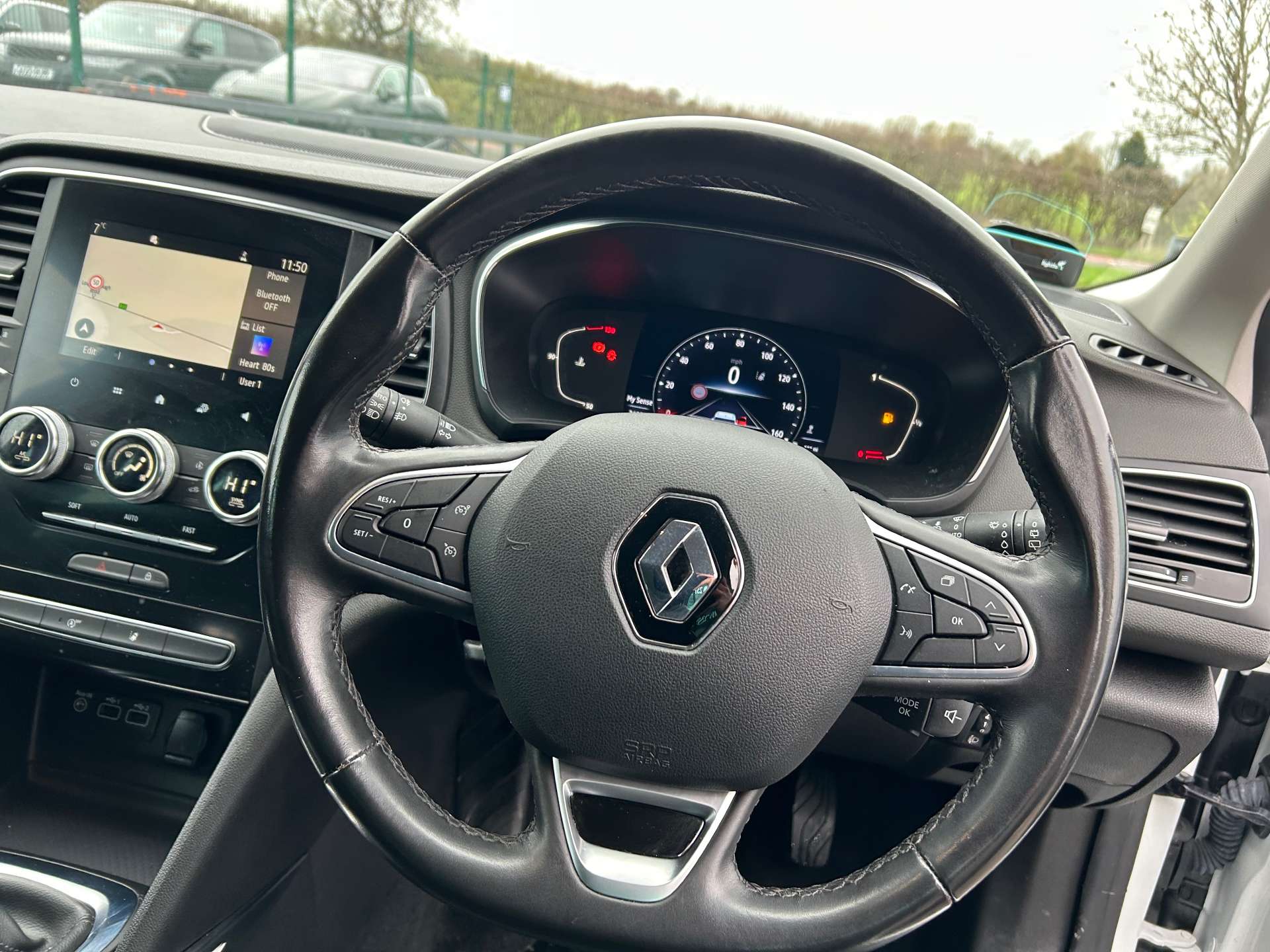 2021 Renault Megane — image 36