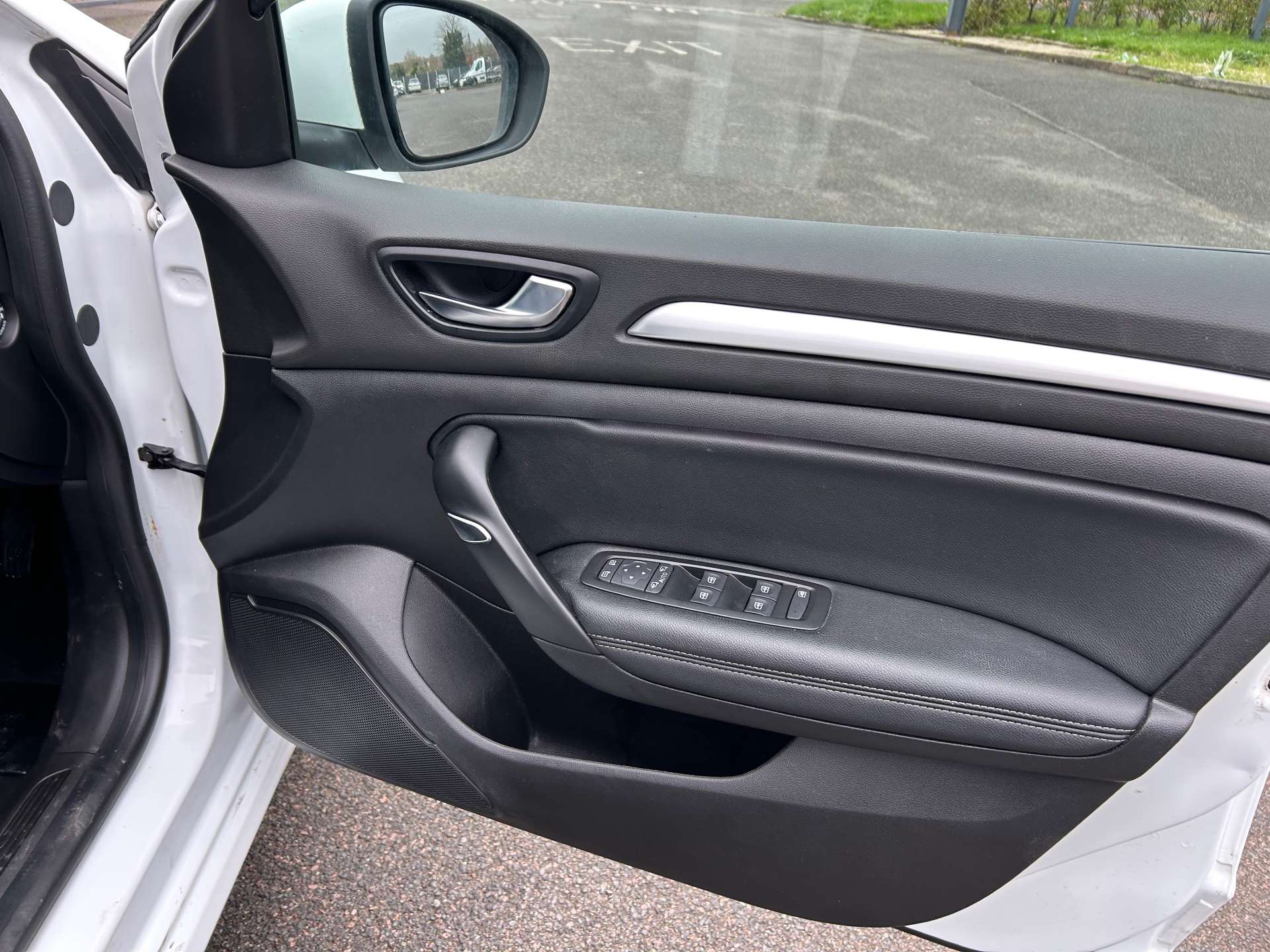 2021 Renault Megane — image 33