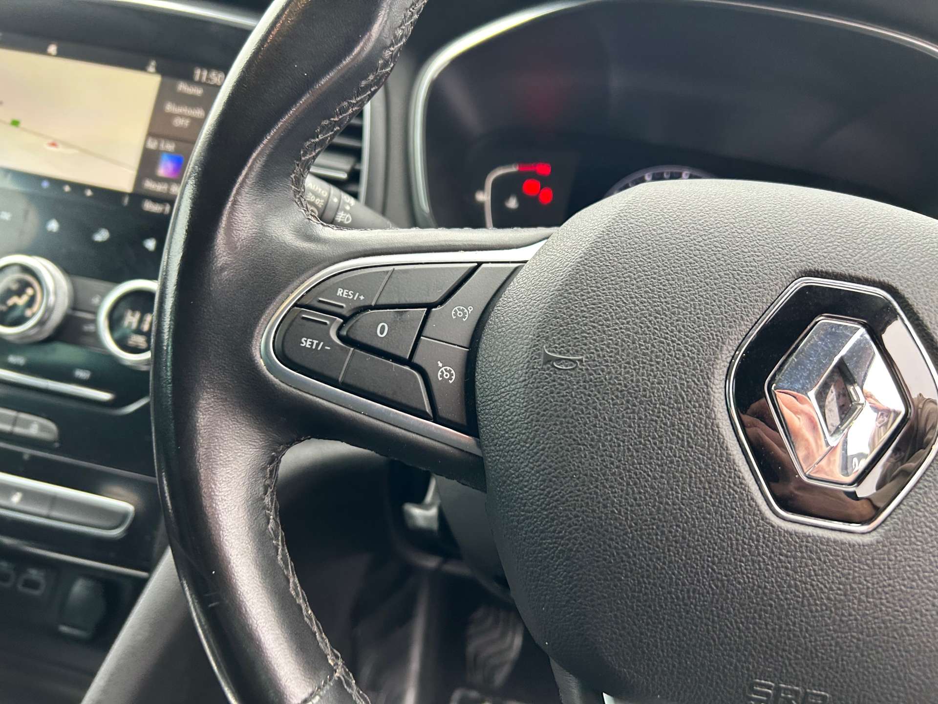 2021 Renault Megane — image 37